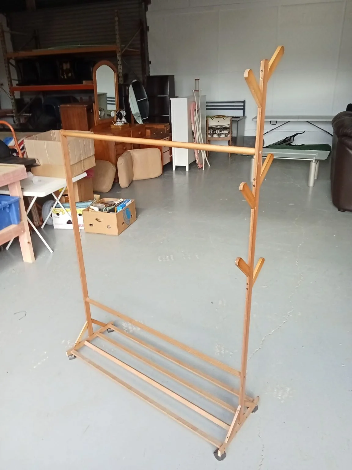 Clothes stand.jpg