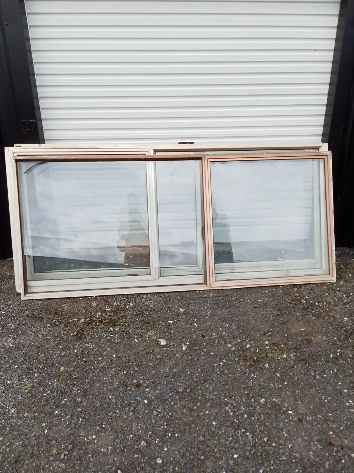Aluminum window.jpg
