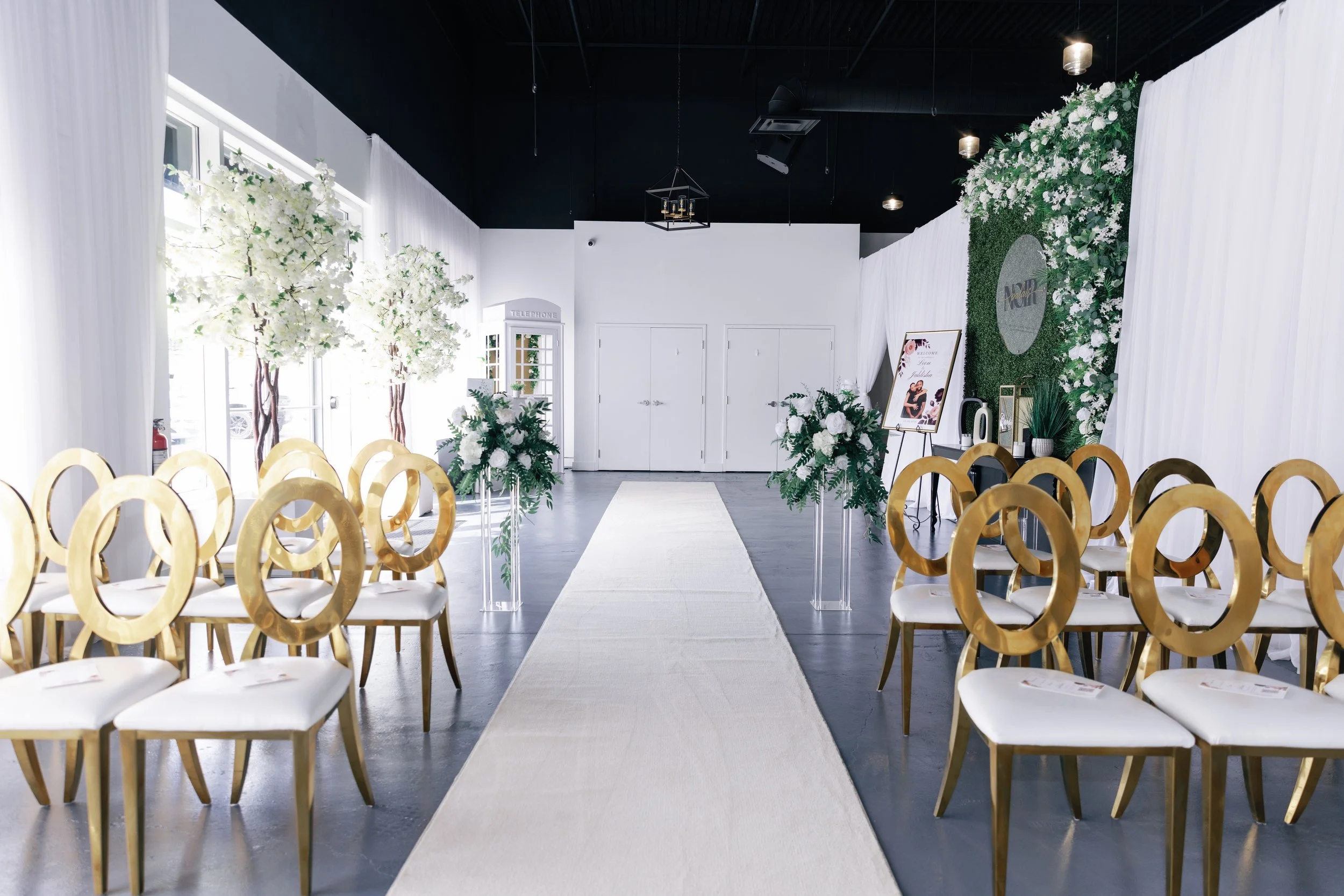 Jalishia and Leon's micro wedding at Palais Noir wedding venue in Ajax, Ontario. Durham's best event venue for small celebrations.