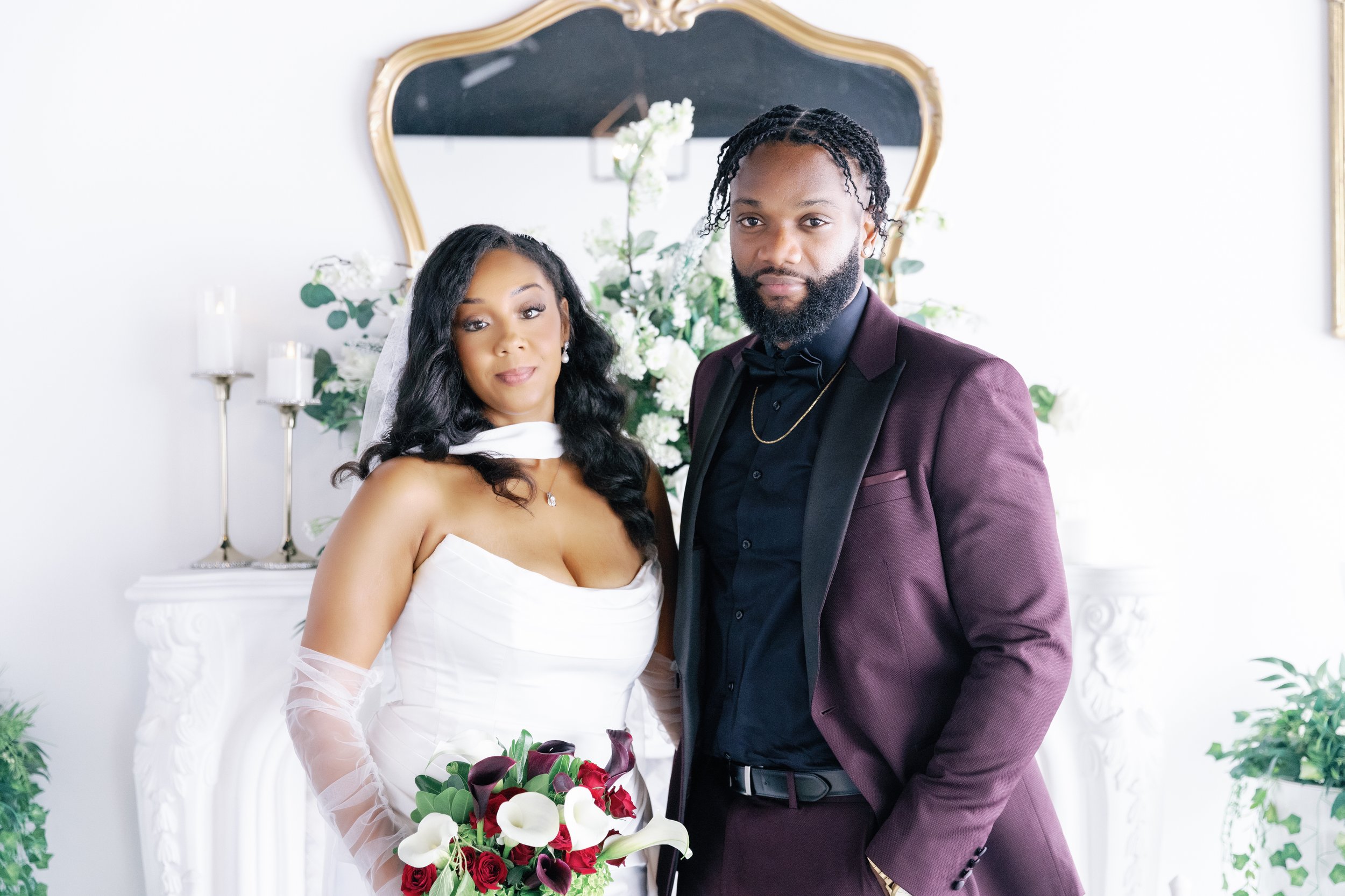 Jalishia and Leon's micro wedding at Palais Noir wedding venue in Ajax, Ontario. Durham's best event venue for small celebrations.