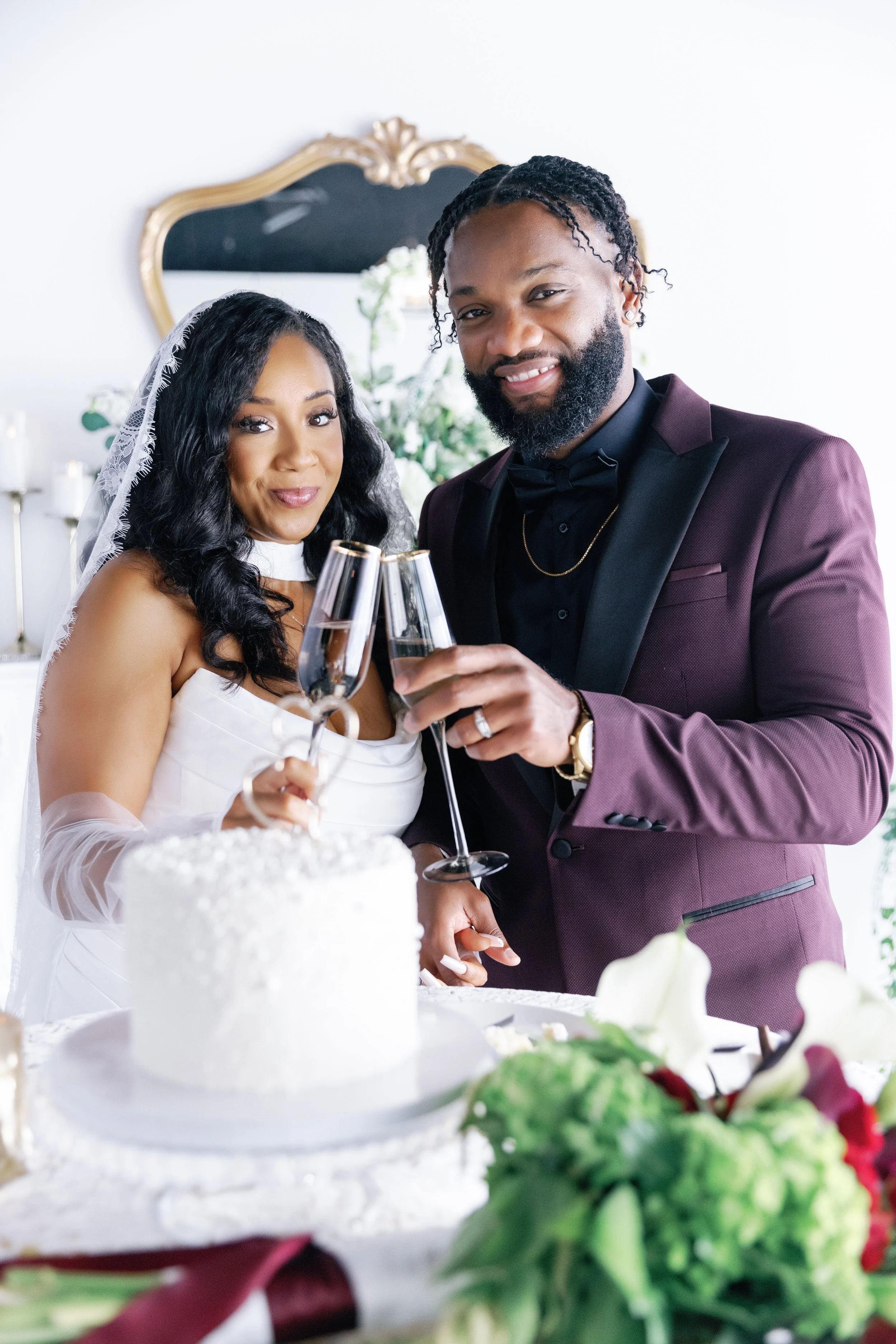 Jalishia and Leon's micro wedding at Palais Noir wedding venue in Ajax, Ontario. Durham's best event venue for small celebrations.