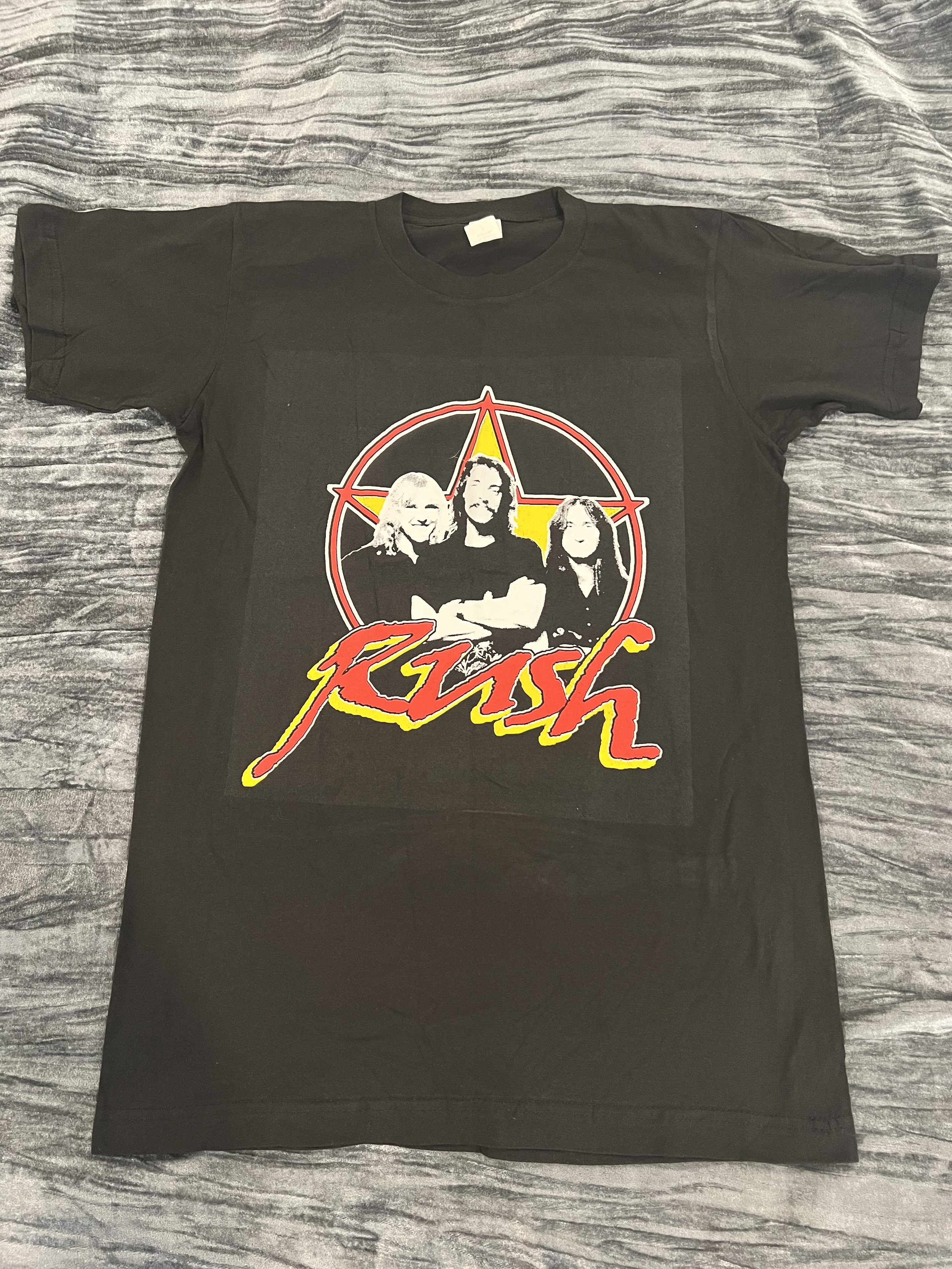 Men’s Rush Graphic Tee