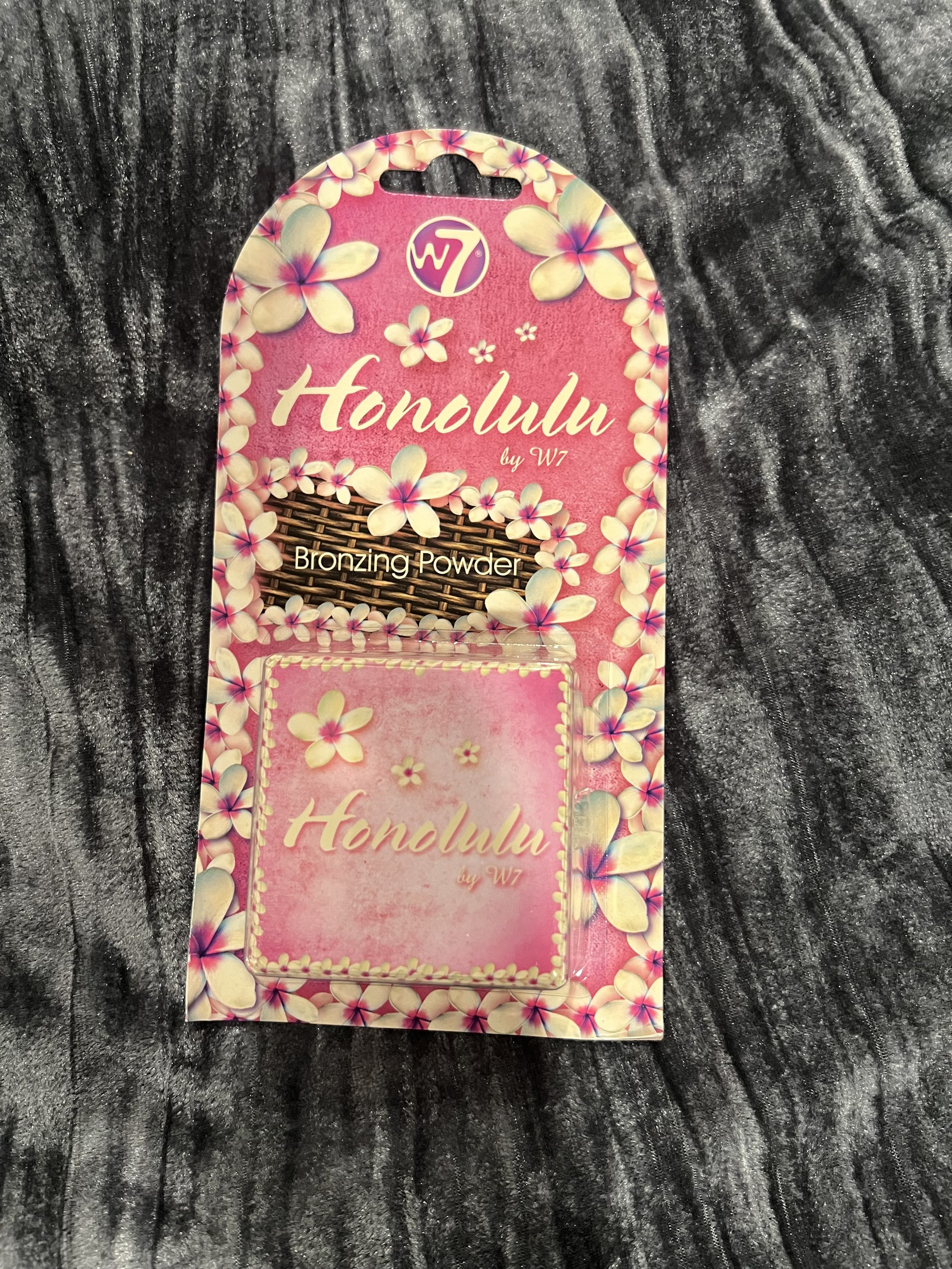 Huda Honolulu Bronzing Powder