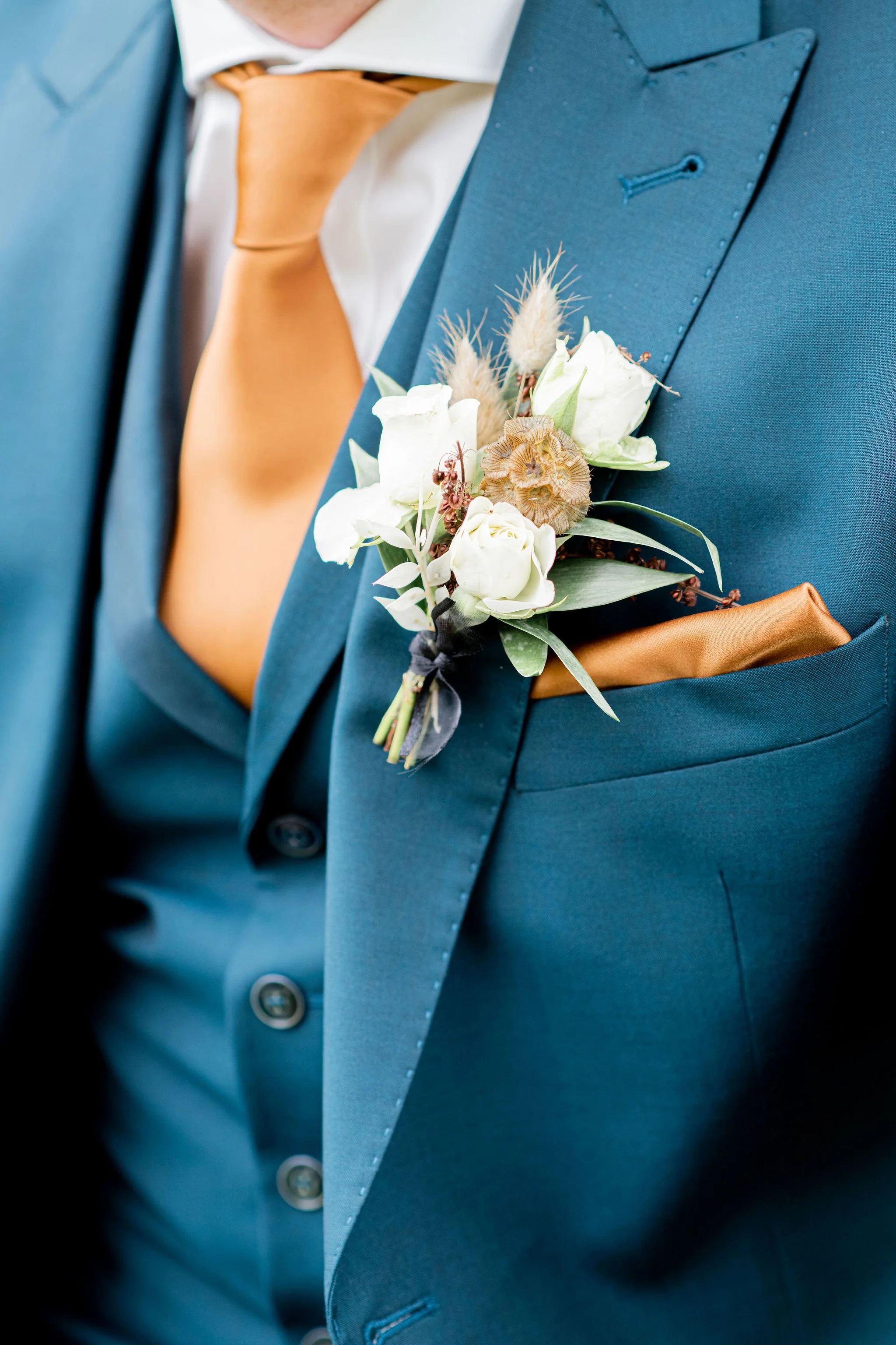 fall wedding flowers holland marsh winery