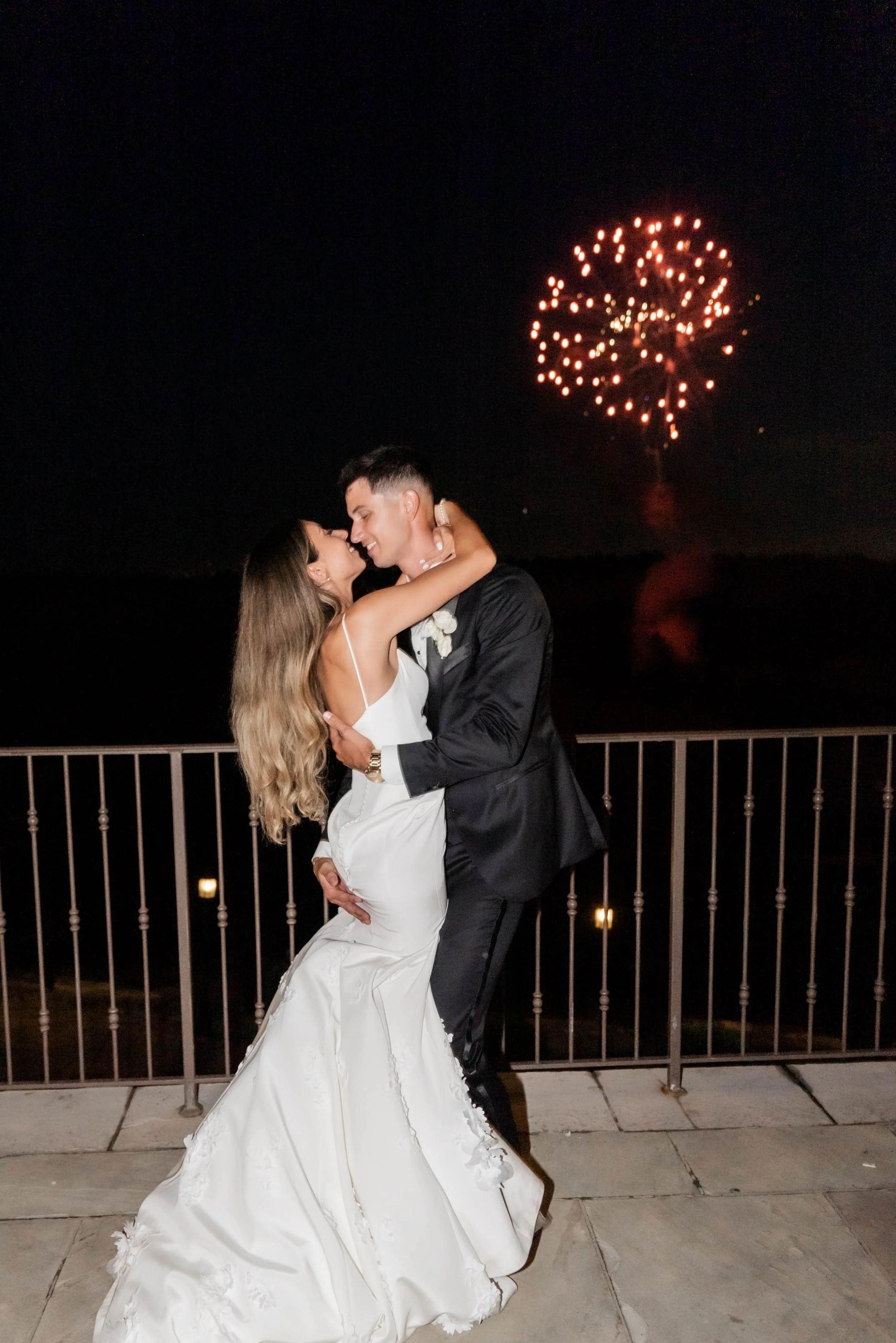 A White Bloom Romance: Elegant Golf Course Wedding at Copper Creek