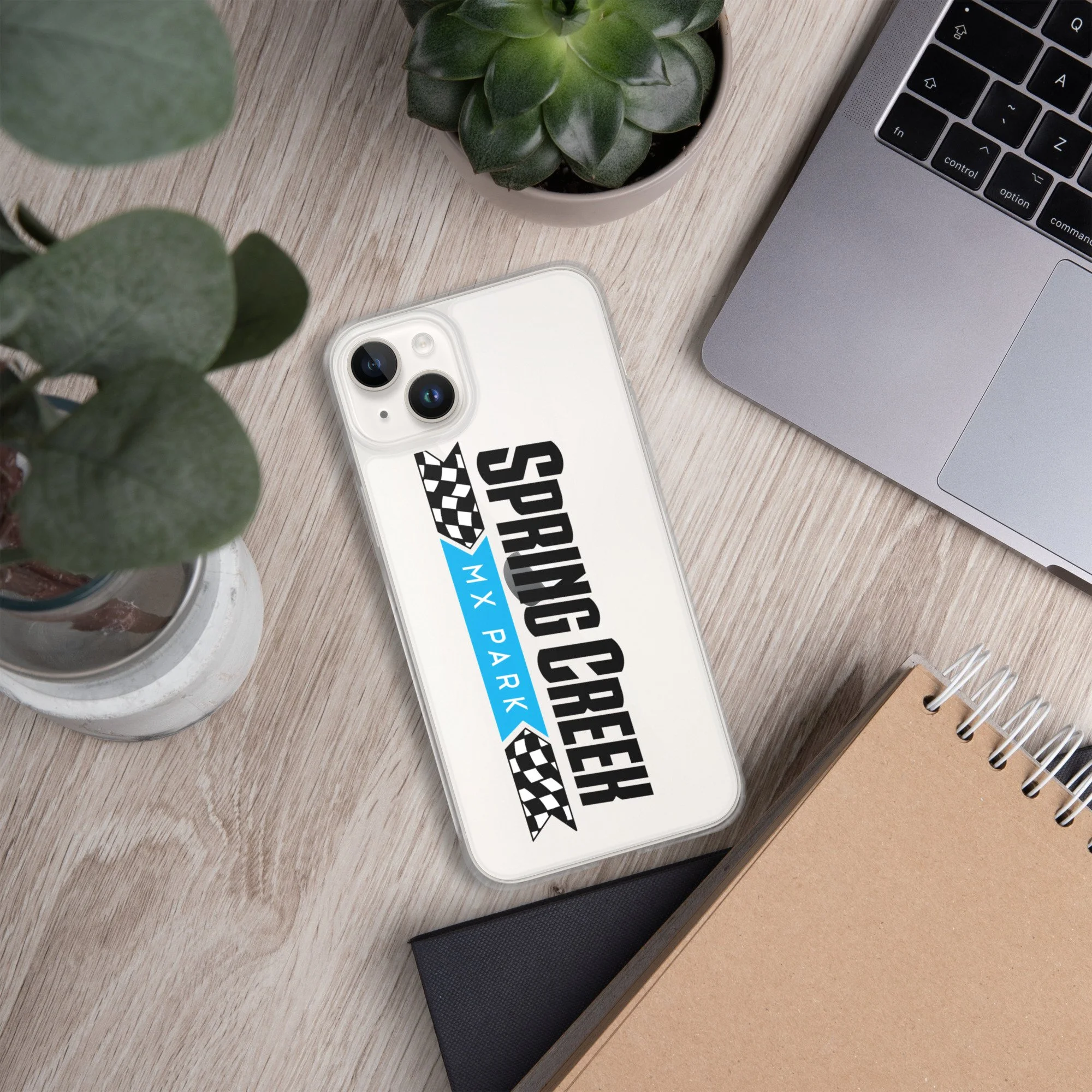 clear-case-for-iphone-iphone-14-plus-lifestyle-4-65550b20a4151.jpg