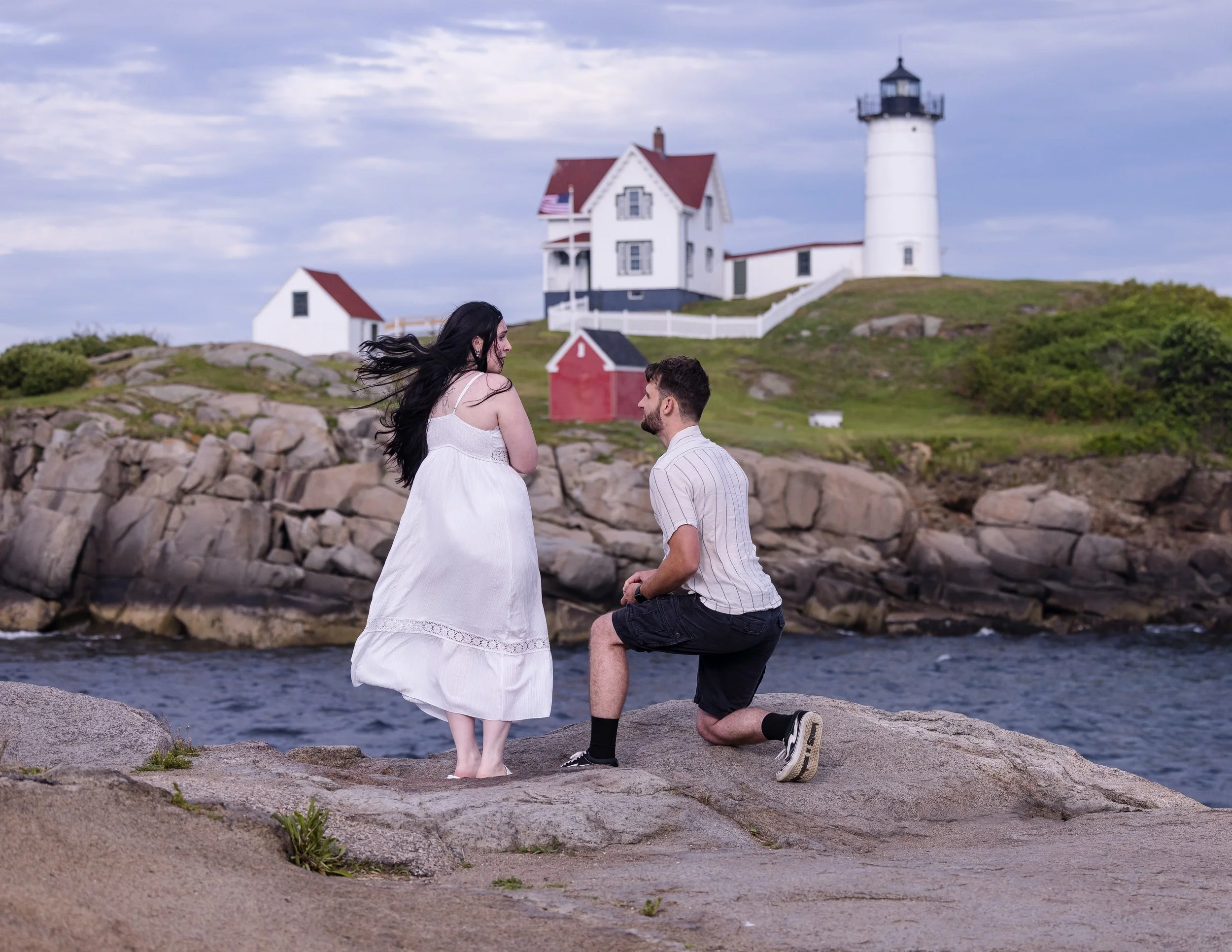 Proposals: Keep It Cozy…Or Go Crazy Loud? Let’s Dish.