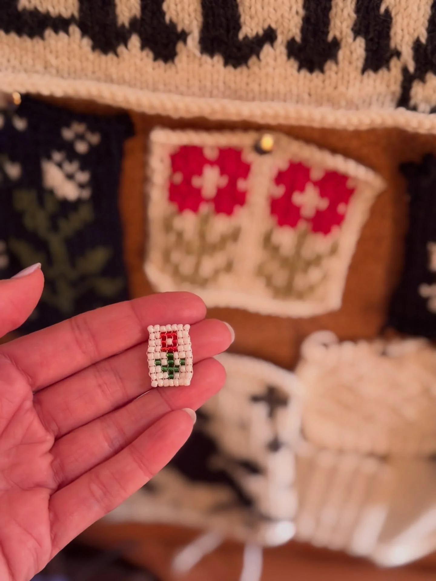 happy valentine&rsquo;s day from me and this little beaded thing i made to try and feel something!!! maybe it worked a little, something nice about the little raindrop sound of many tiny beads, and trying something new, and it not really having a pur