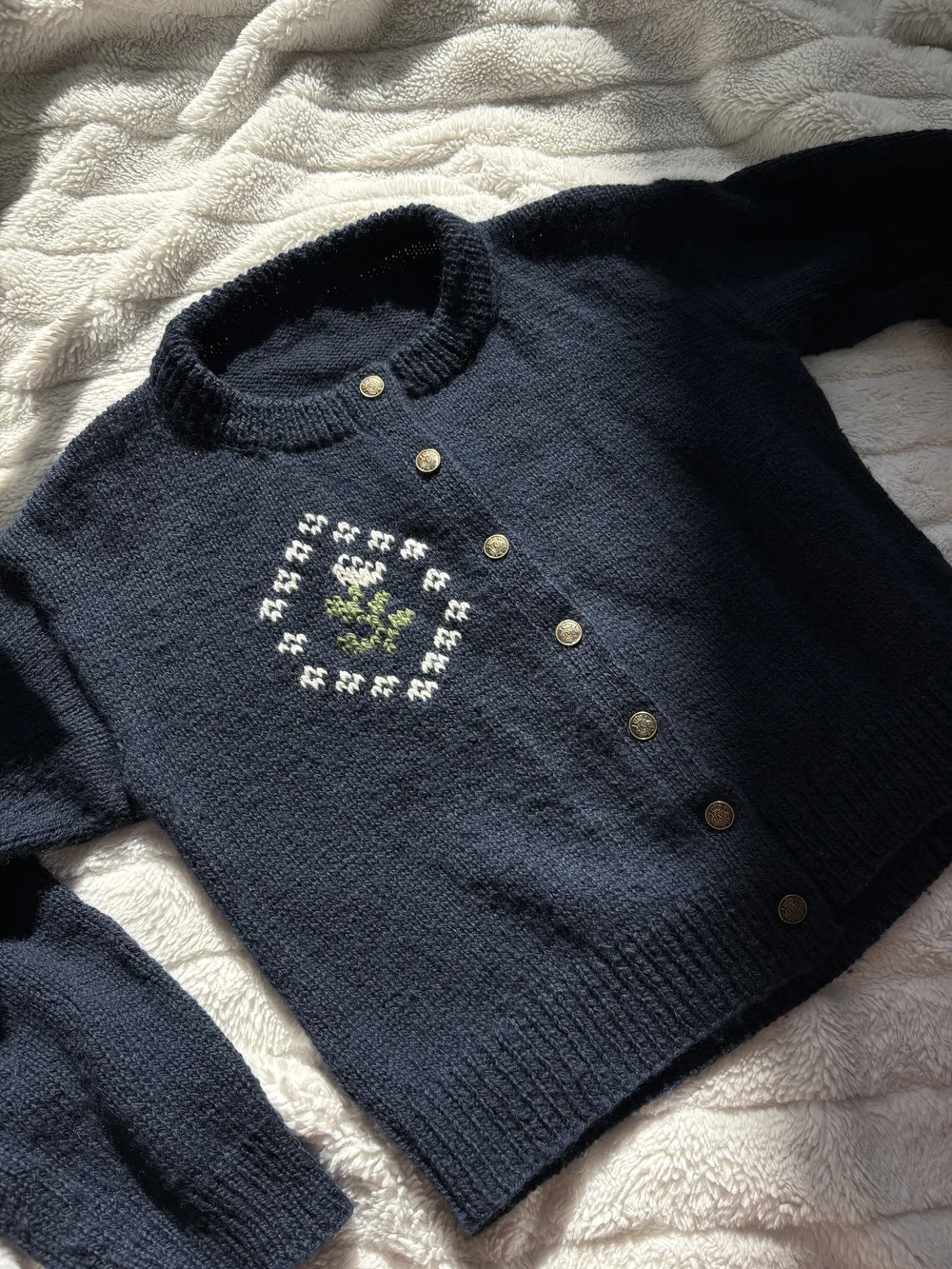 Unicorn Tapestry Cardigan Knitting pattern — starcrossed knits
