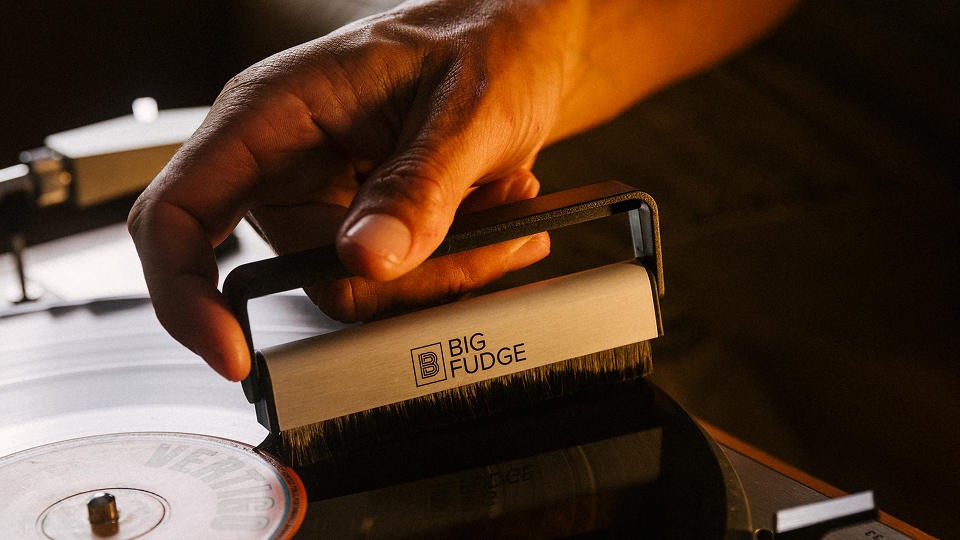 Niche category brand built into a multi-channel category leader.