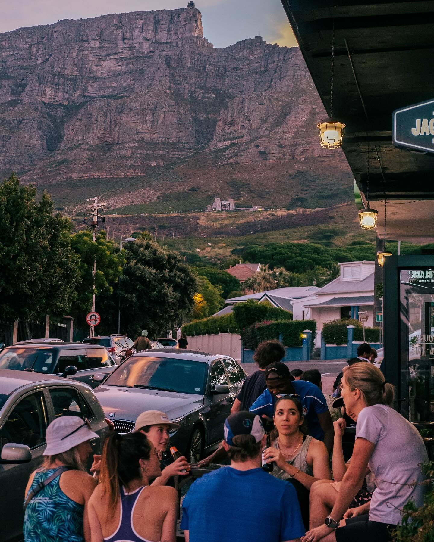 Monday means 2 for 1 burgers with a view!