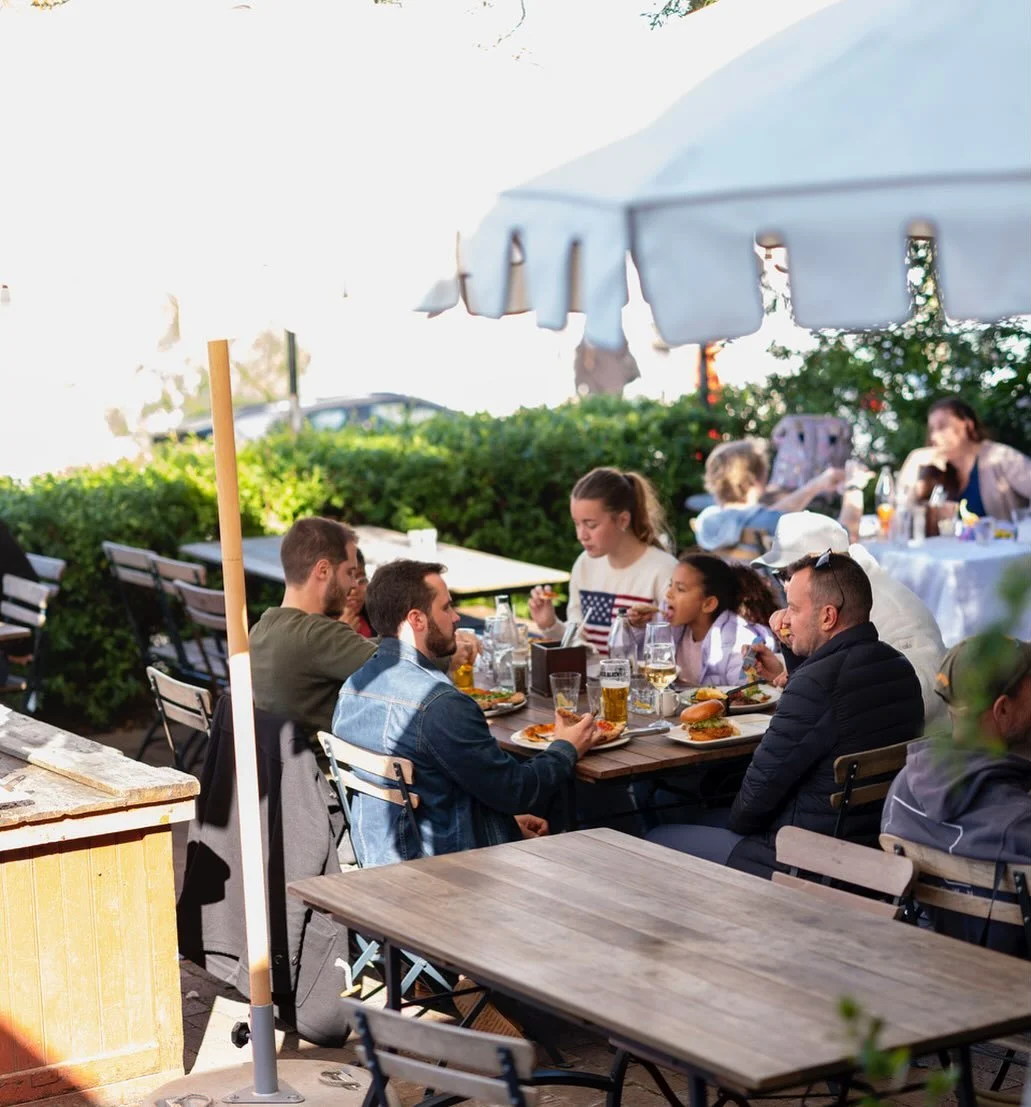 Today is a particularly good day to come spend with us. It&rsquo;s lovely weather, our outside patio is perfect to enjoy with family and friends 🌿

@cafe_paradiso_cpt #cafeparadiso #restaurant #cafe #bar #capetown #southafrica #kloofstreet @all.your