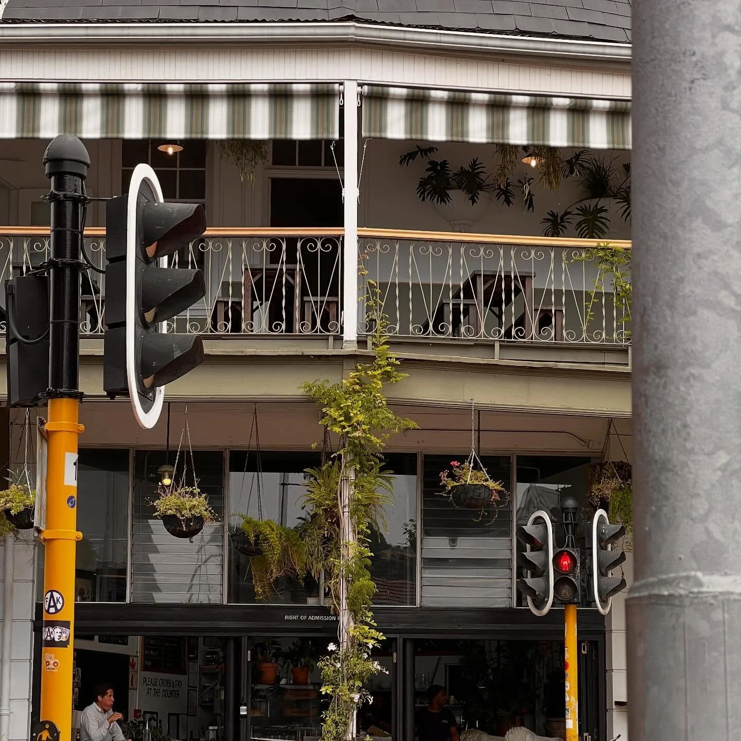 We&rsquo;re open 7 days a week!

Breakfast, Brunch? Lunch and Dinner? We have it all here! Added to that we have great tunes and good vibes!

#kloofnekroad