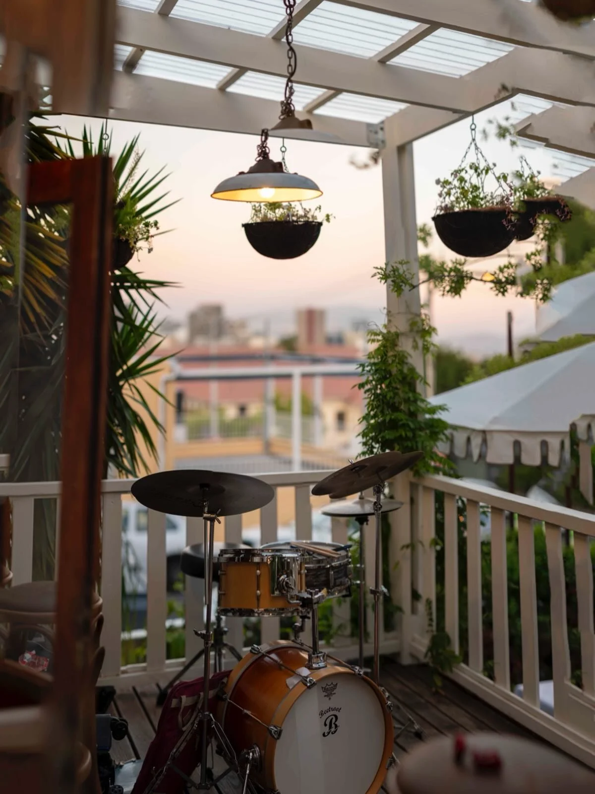 We&rsquo;re looking forward to our Jazz night tomorrow evening&hellip;..be sure to book!!!!

@cafe_paradiso_cpt #cafeparadiso #restaurant #bar #capetown @all.yours.co