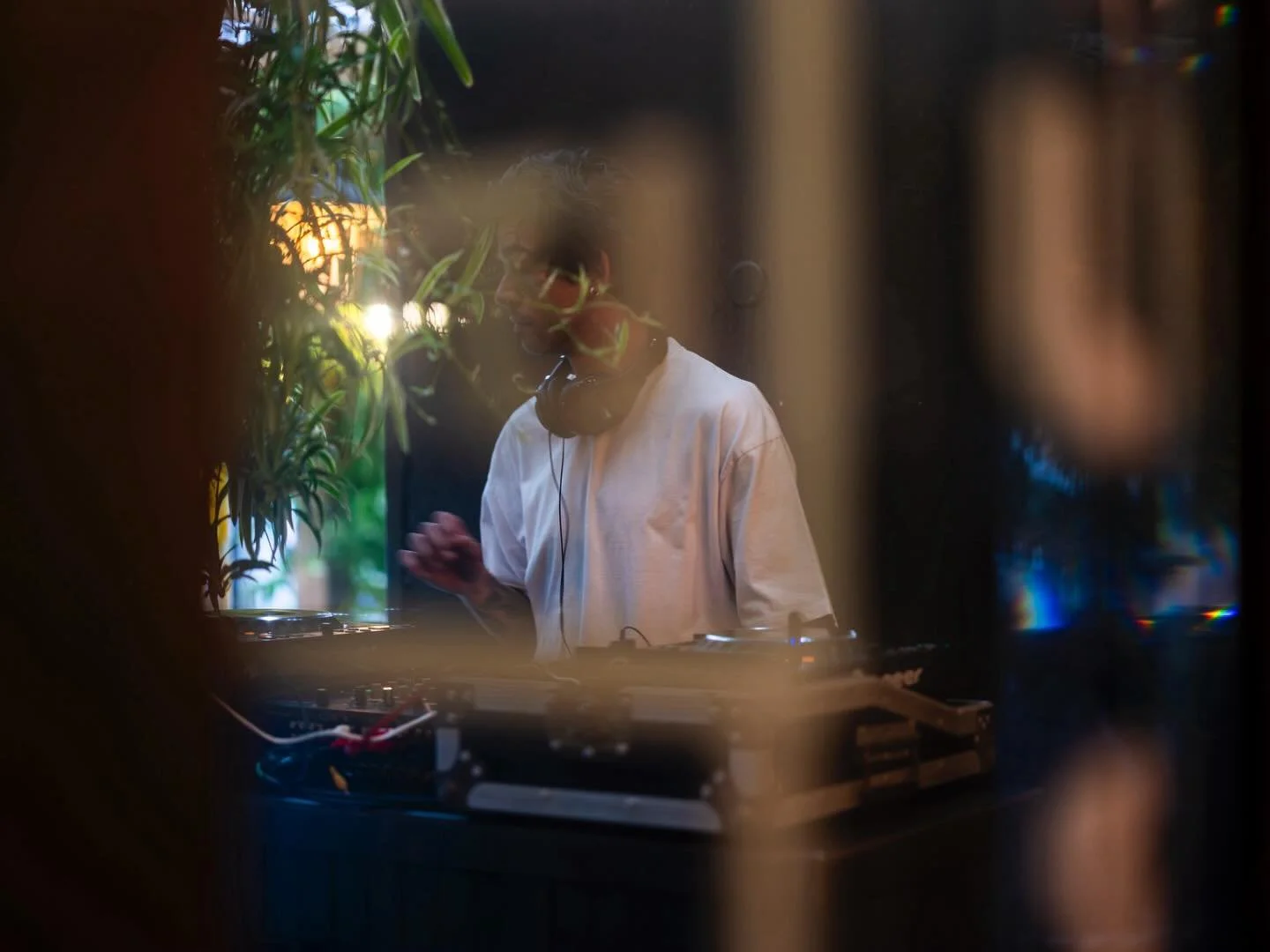 We&rsquo;ll see you again in a bit 🎵🌿 GAWDAWG &amp; HALFPASTSIS&Eacute; keeping the weekend going 🪩👍

@yourstrulycafe #yourstruly #allyours #thisisyours #sametimetomorrow #restaurant @all.yours.co