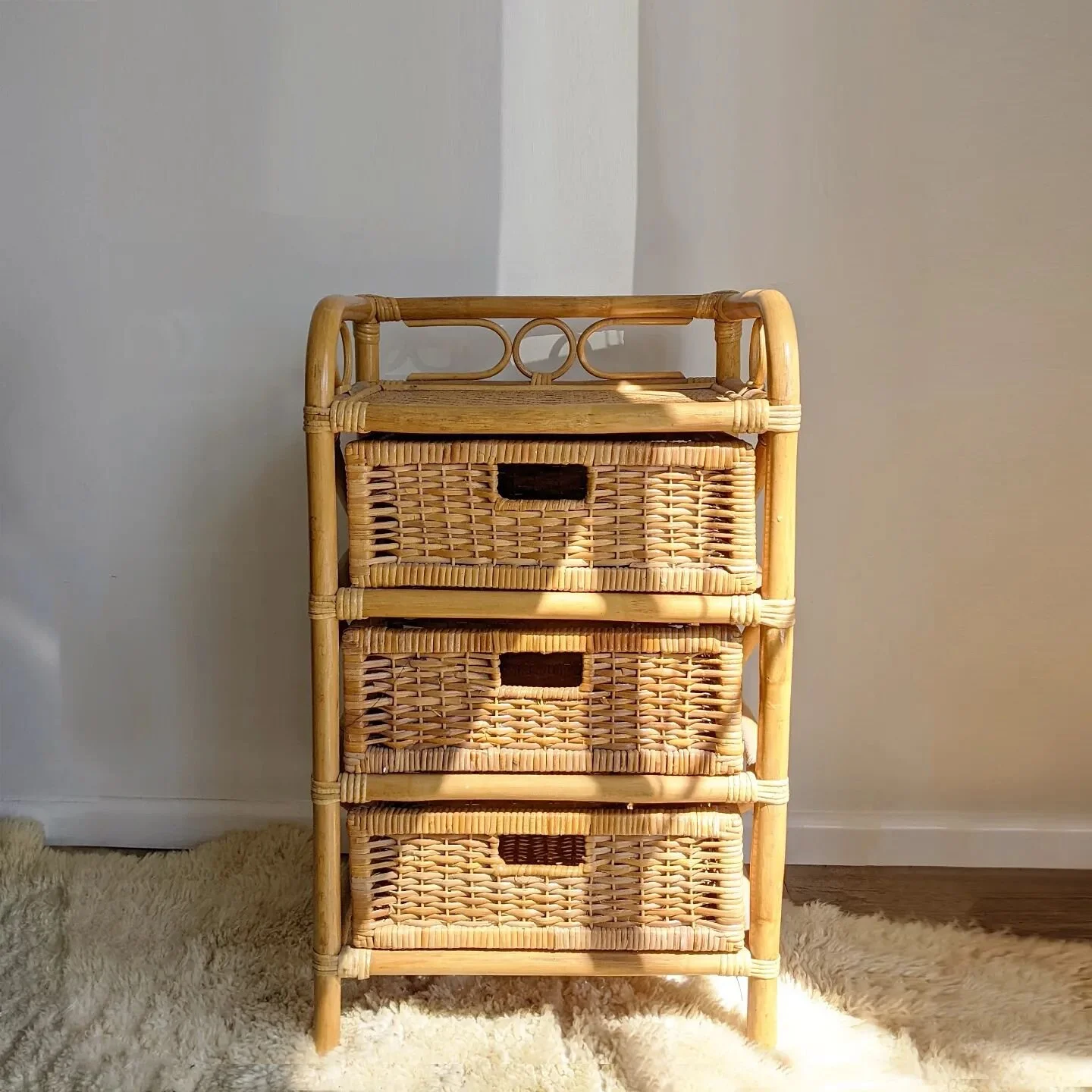 [SOLD] Yes, cane do. 

Three draws and a whole lot of tropical, cane cool. Vintage bamboo, rattan side cabinet from the 1970s. In excellent condition, can be used as a bedside or standalone chest of draws. The drawers can be completely removed.

45cm