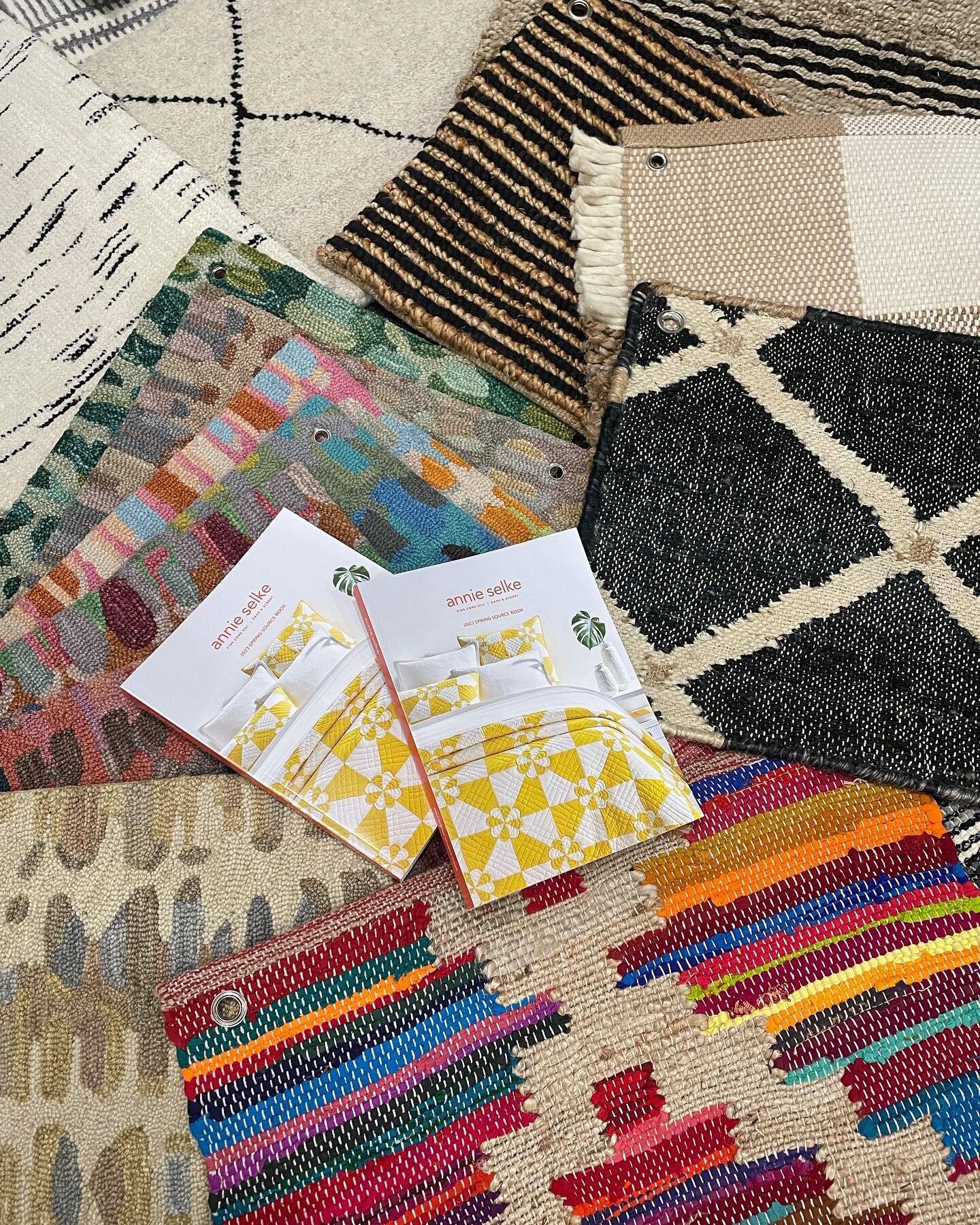 New catalogue New rug samples have arrived in store from @wintonhouseaustralia and @annieselke - beautiful array of textures, colours and multiple sizing available 
Pop in to view soon 

#arearugs #floorrugs #woolrug #juterugs #outdoorrugs #wintonhou