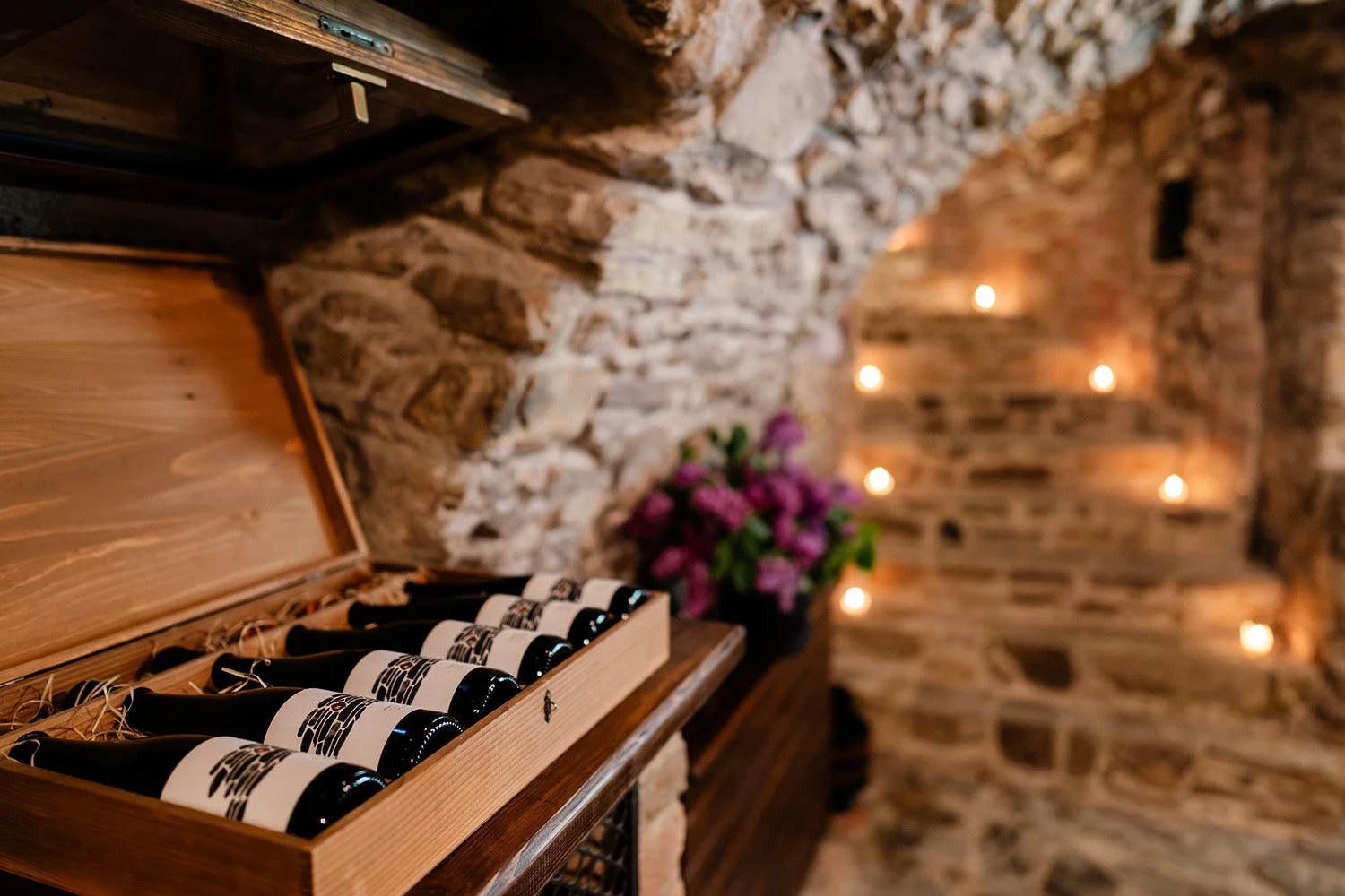 Degustacna pivnica vinarstva Rariga Modra.jpg