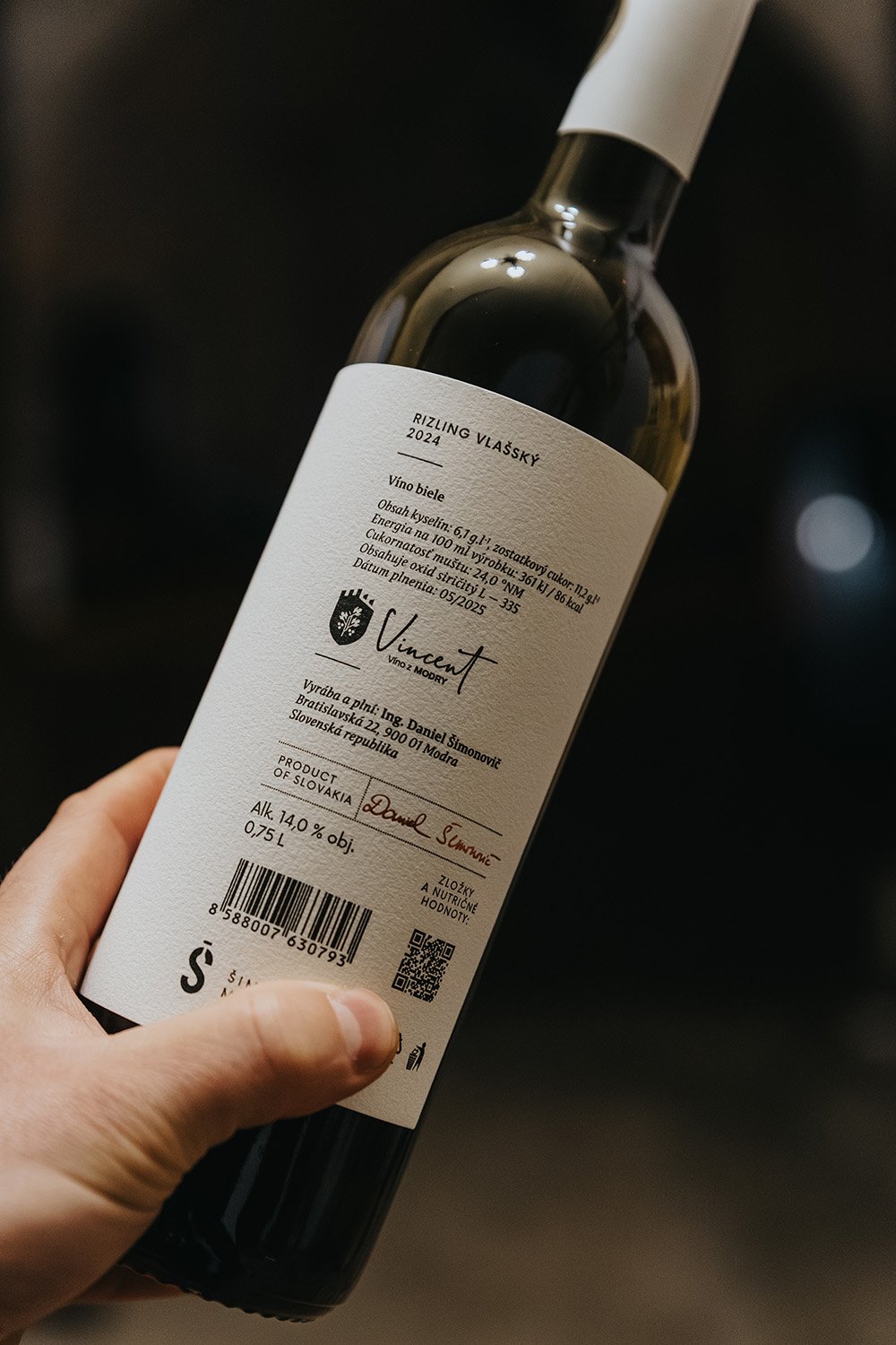 Vino z Modry Vino Purus Den otvorenych pivnic Simonovic Vincent.jpg