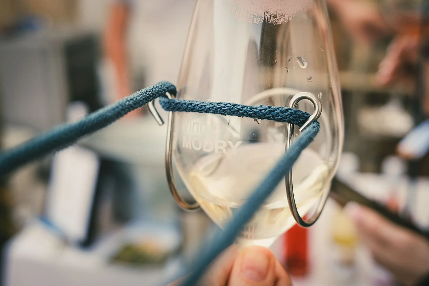 Vino z Modry na Otvorenych pivniciach na svateho urbana.jpg