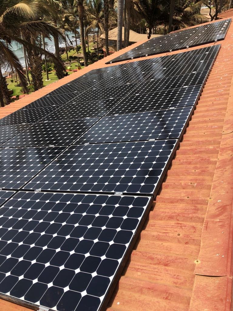 Solar-lease-greenlink-Ngala-Lodge-Gambia-06.jpeg