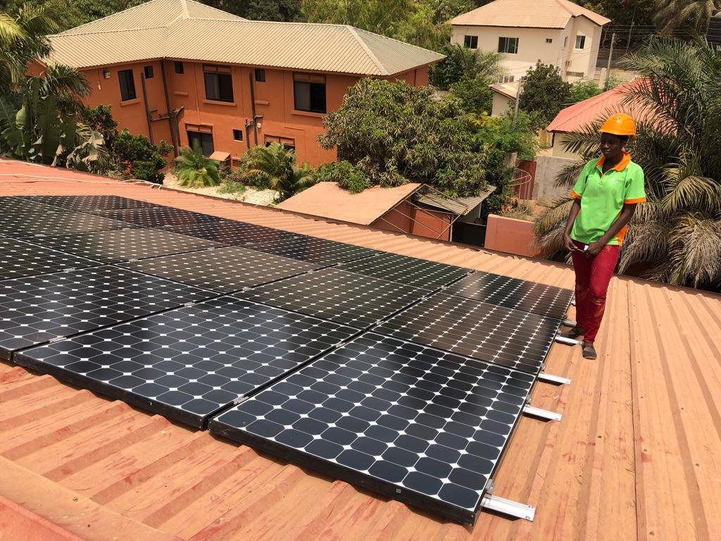 Solar-lease-greenlink-Ngala-Lodge-Gambia-03.jpeg