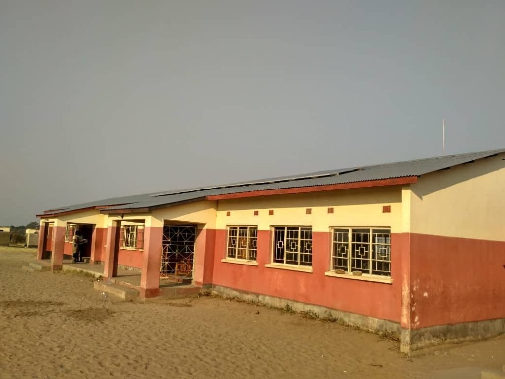 Maxanaedi-Community-school-solar-zambia-04jpeg-1024x768.jpeg