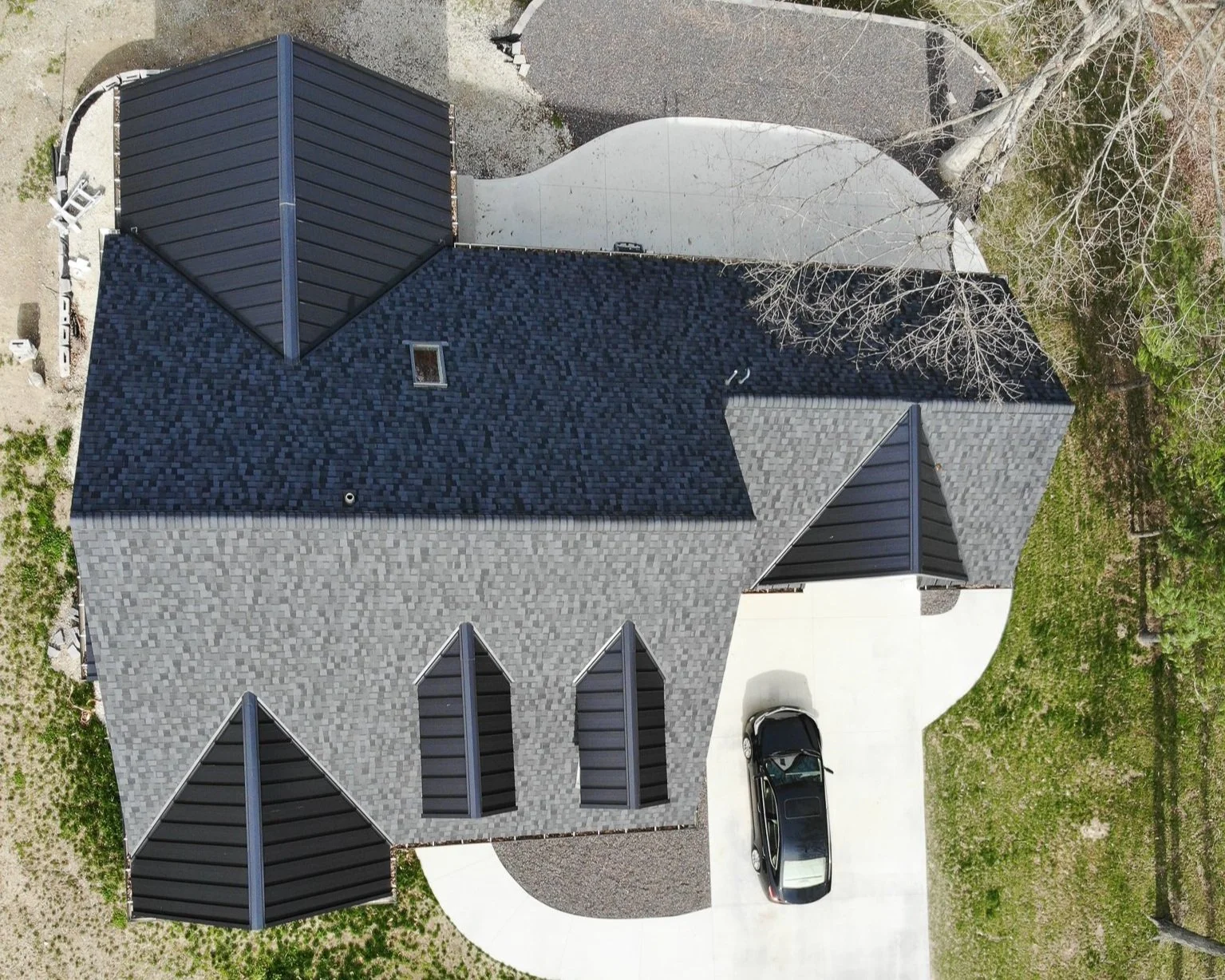 Whitney Roofing is a trusted Central Illinois roofing contractor based in Effingham, IL. Voted best roofing contractor in Effingham, IL. Commercial roofing, industrial roofing, residential roofing in Illinois. Illinois roofing contractor.