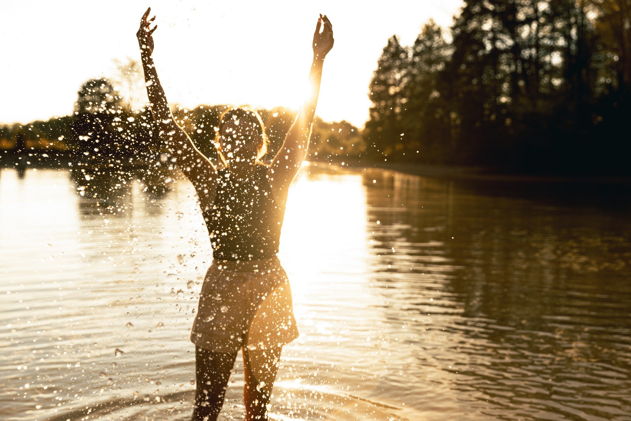 Splash into Visit Loudon County's fresh NEW Visitor's Guide!! LINK IN BIO.

This interactive online brochure highlights Loudon County's great assets and gives you the opportunity to dig deeper into what makes the Lakeway to the Smokies a MUST VISIT d