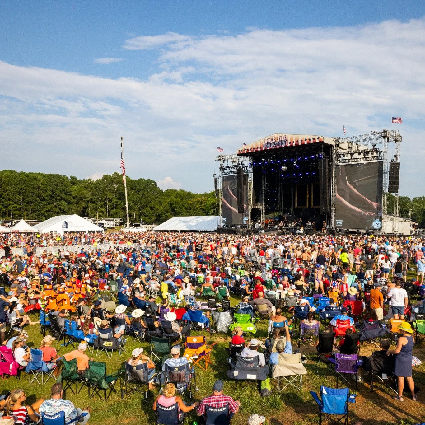 Rock the Country Music Festival will be at Maple Lane Farms in Greenback, TN April 25th-26th!! Featuring iconic performances from Kid Rock, Nickelback, Lynyrd Skynyrd, Gavin Adcock, Aaron Lewis, and SO many more!! Get ready to ROCK in Loudon County!!