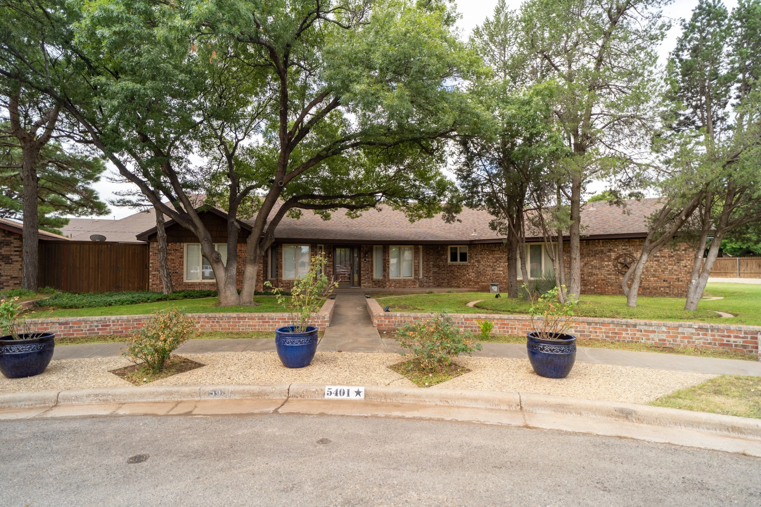 5401 17th Pl.-1.jpg