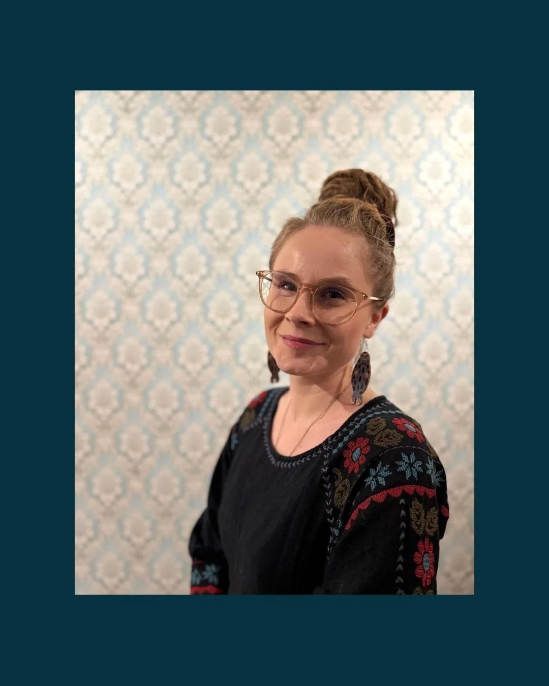 Opiskelijoiden tarinakaappaukset jatkuvat! T&auml;ll&auml; viikolla p&auml;&auml;semme kes&auml;ll&auml; koulutukseen hyp&auml;nneen loviisalaisen Ruut Luukkosen matkaan. Muistathan siis pit&auml;&auml; silm&auml;ll&auml; IG-tarinoita. Viimeinen tari