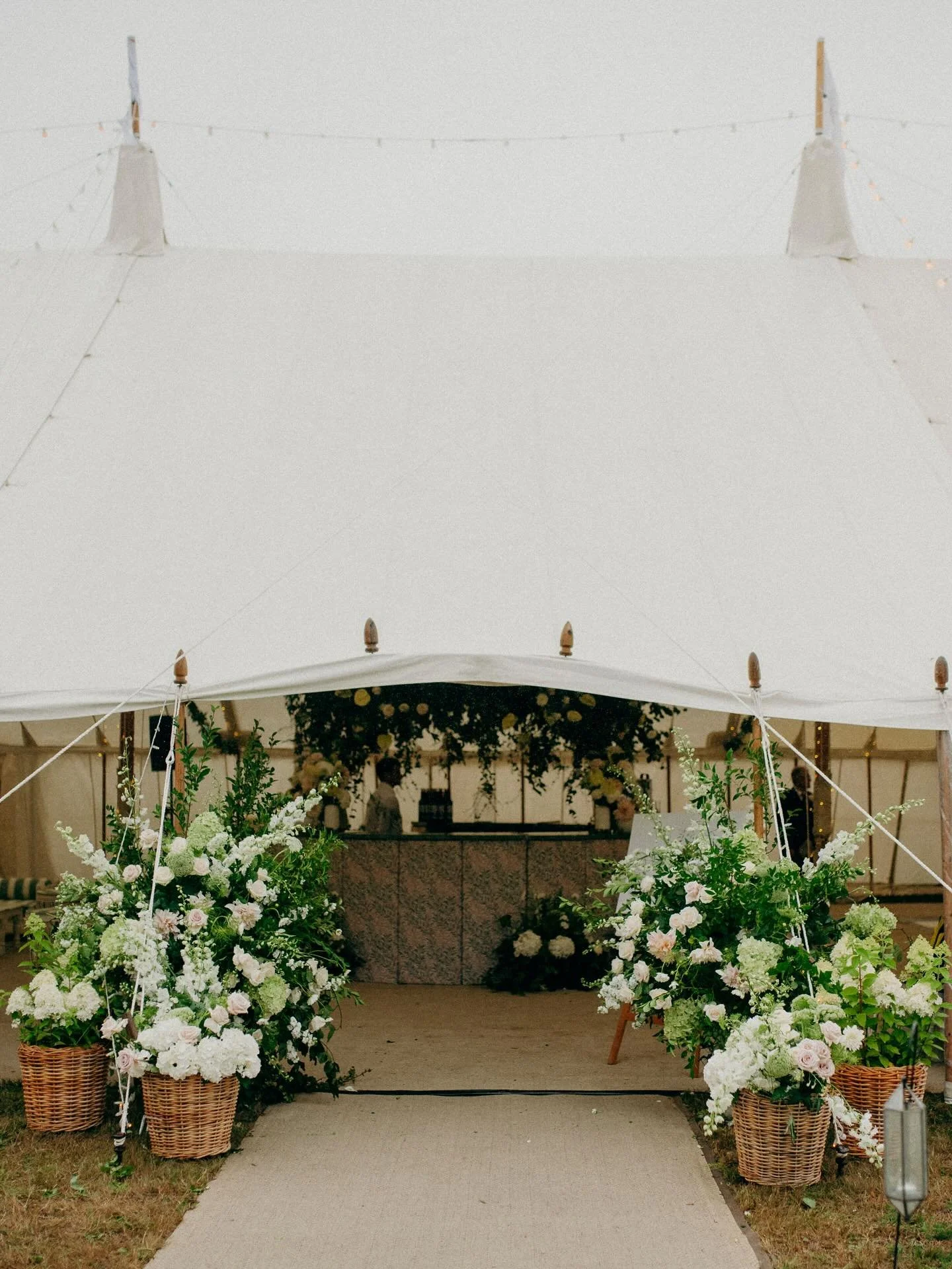 Rain or shine, weddings are still beautiful! 
Lois & Ollie’s wonderful wedding in the Surrey Hills