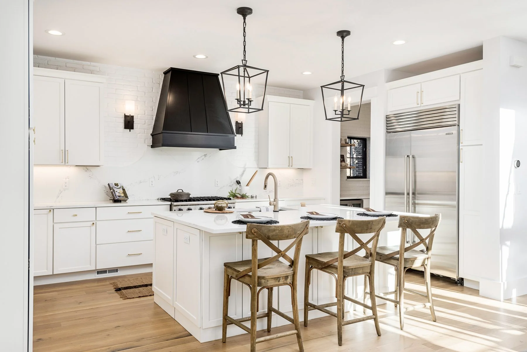 695 S Gaylord St-11.jpg