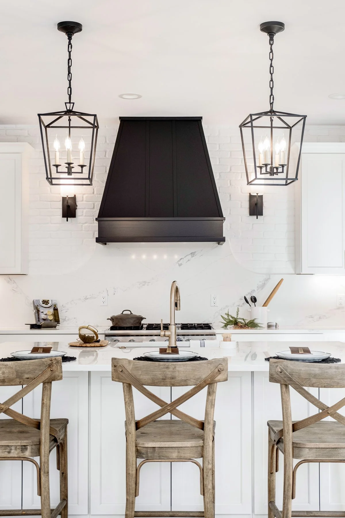 695 S Gaylord St-12.jpg
