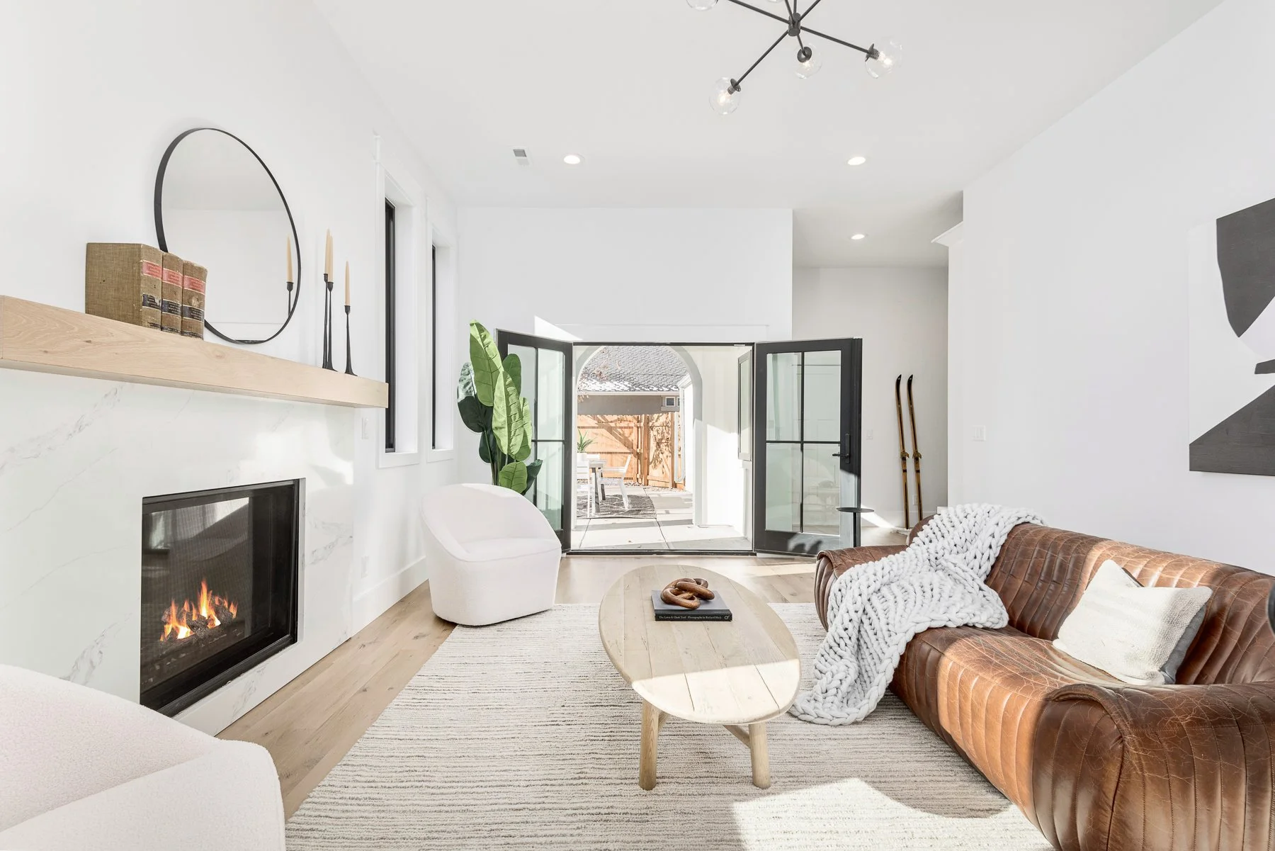 695 S Gaylord St-15.jpg