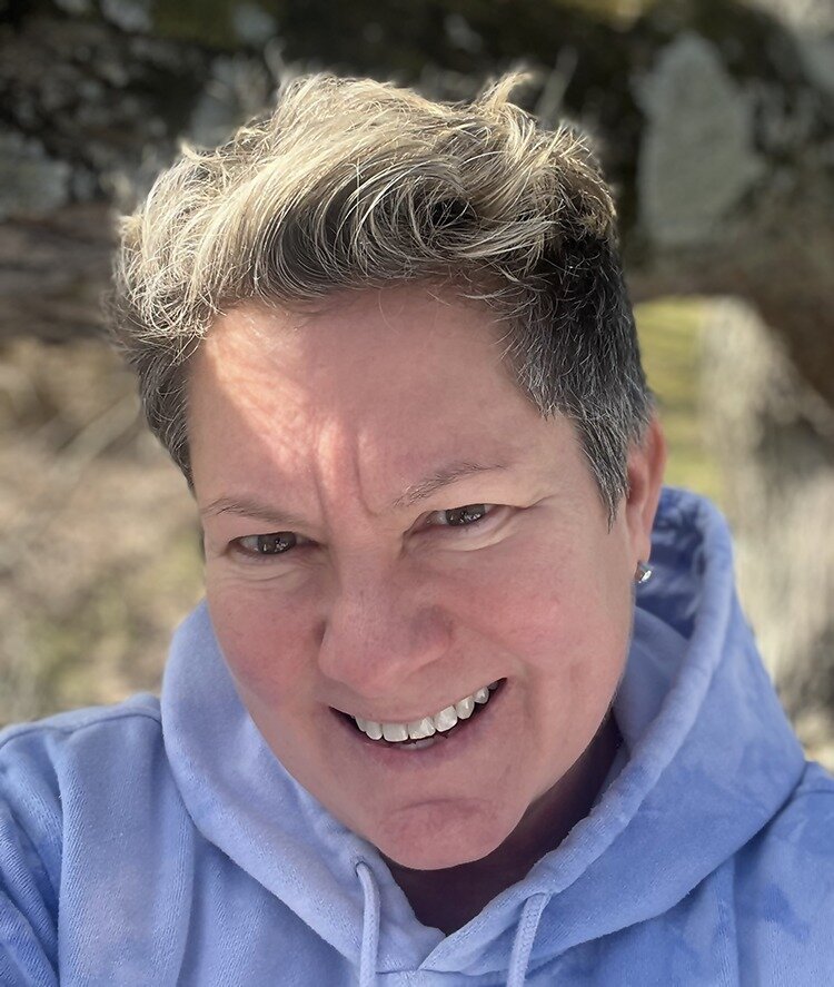 MEET JODI @jodimelfidesign , PLANET REHAB BOARD MEMBER
I&rsquo;ve been traveling to Bocas del Toro several times a year for the past 3 years and first visited @greenacreschocolate Green Acres Chocolate Farm and Botanical Gardens in early 2021. Gary @
