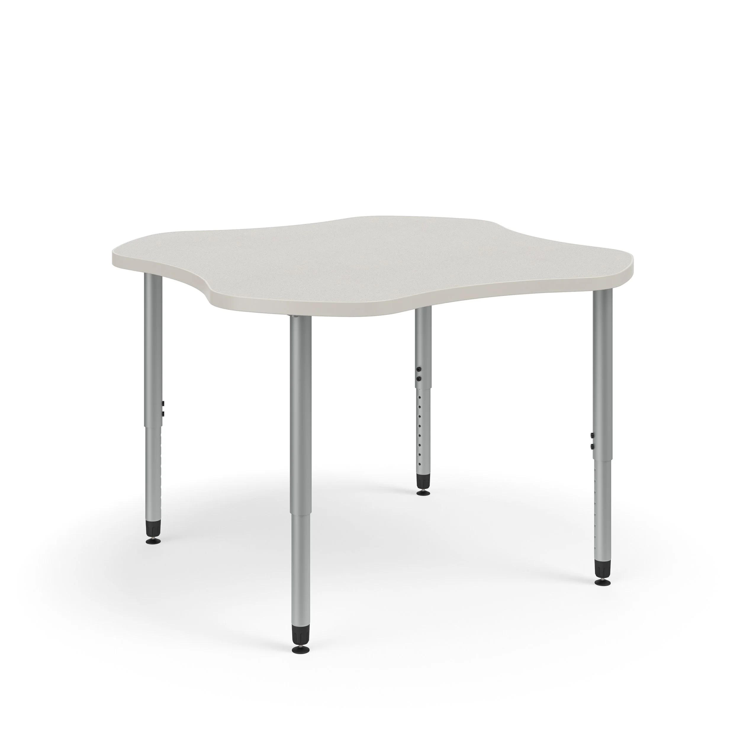 Clover Ruckus Table.jpg