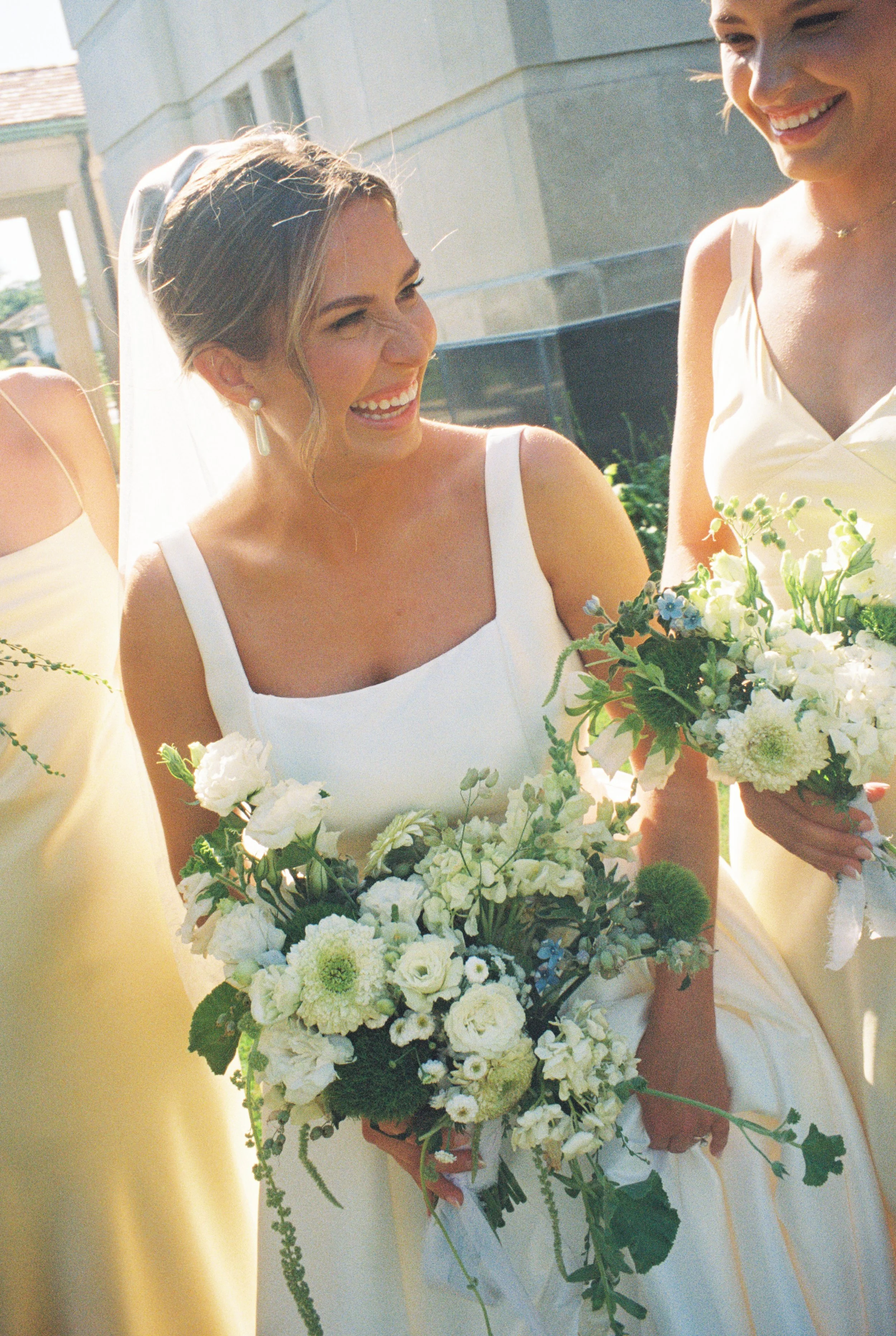 Modern, chic June wedding