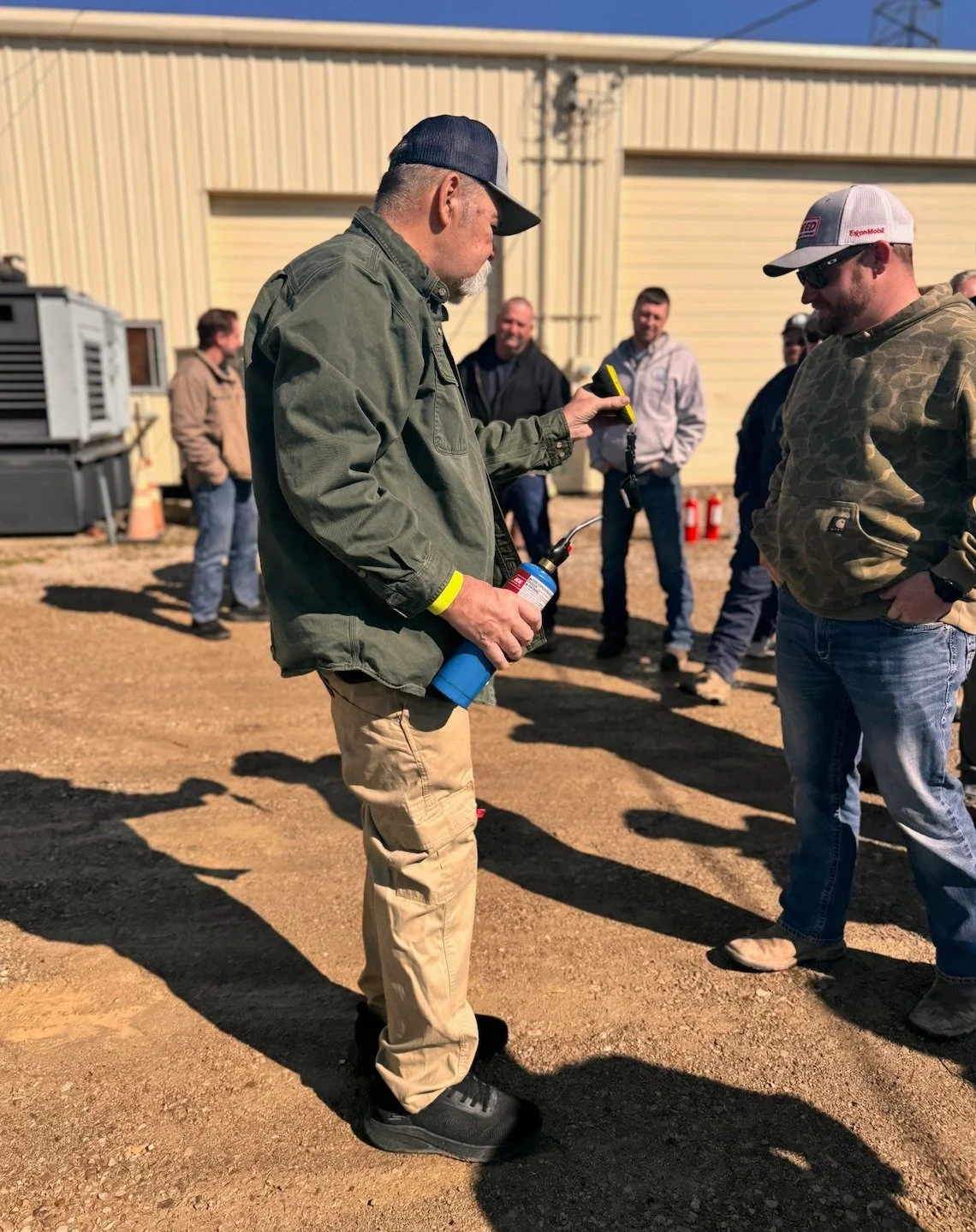 Today, ONEi is at the Muskingum County Emergency Management Agency facility training @ohiodnr Division of Oil and Gas personnel on industry safety topics along with fire extinguisher training!

For more information on our safety trainings, visit the 