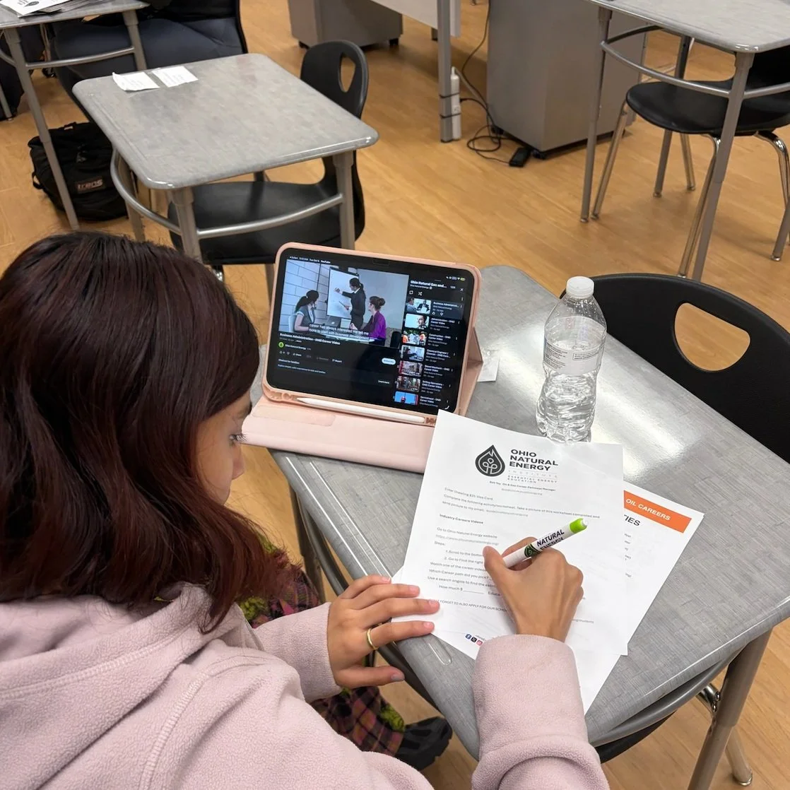 Great spending time with students talking careers!

Over the past two days we spent time at Watkins Memorial High School where students had the chance to use our materials as they completed a Career Pathways Worksheet, and were at the East Liverpool 