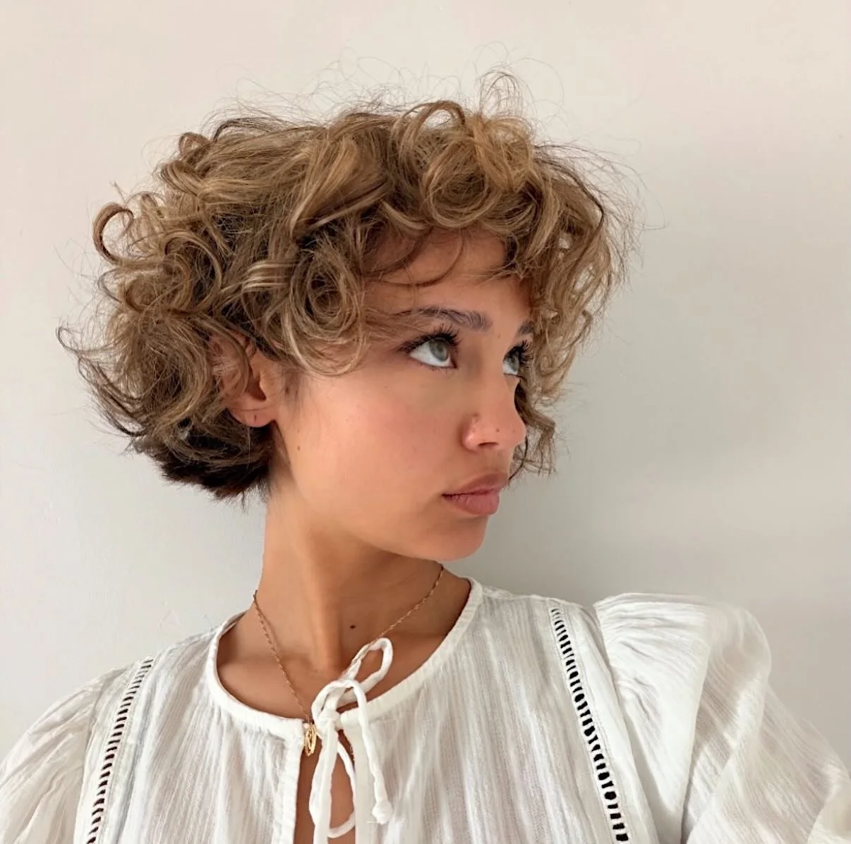 we love a good client selfie🍒
By Ella 
@ellamariemanes 

#sdhair #sandiegosalon #oceansidehairstylist