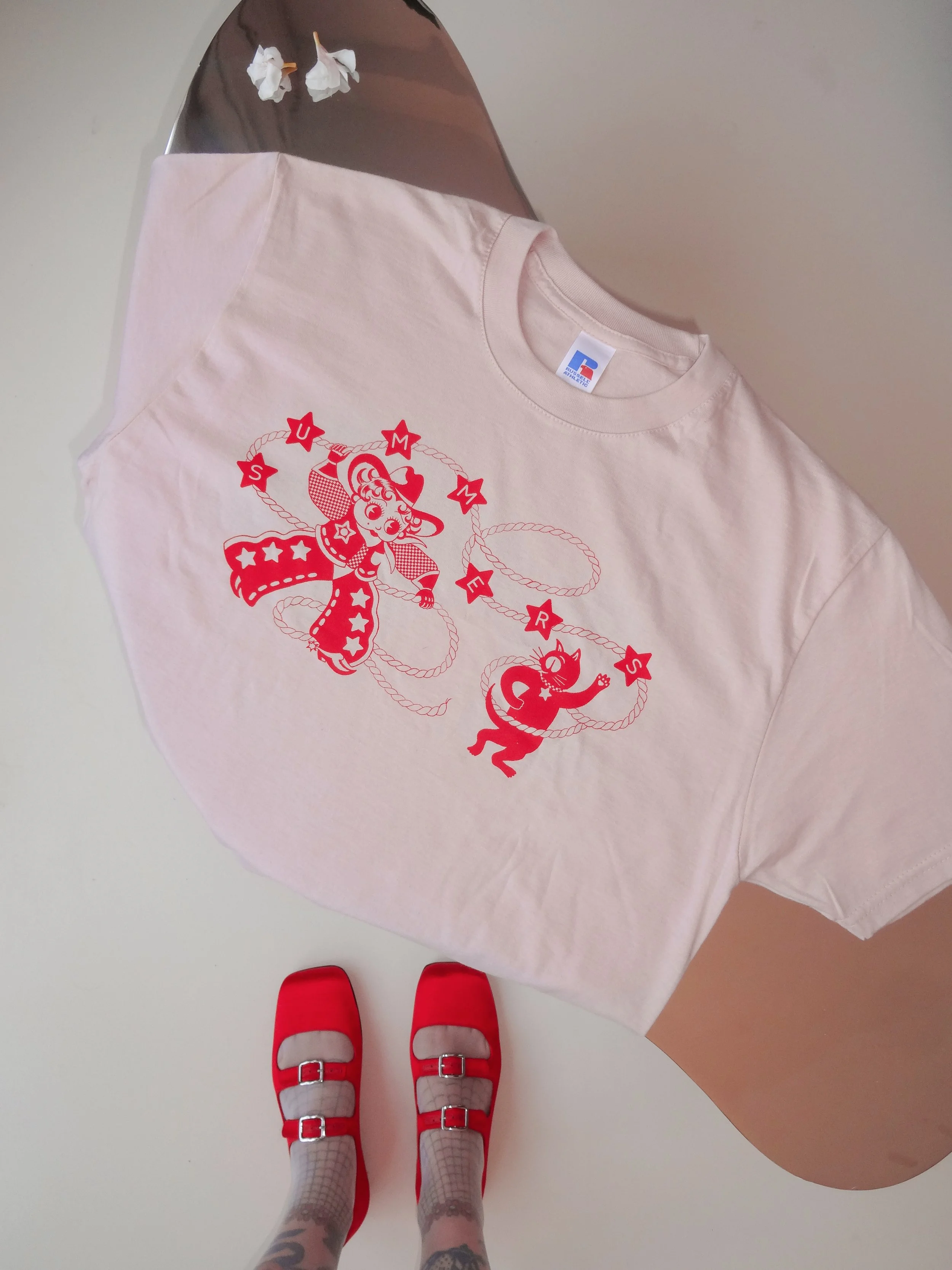 So many cats ,so little rope T-shirt