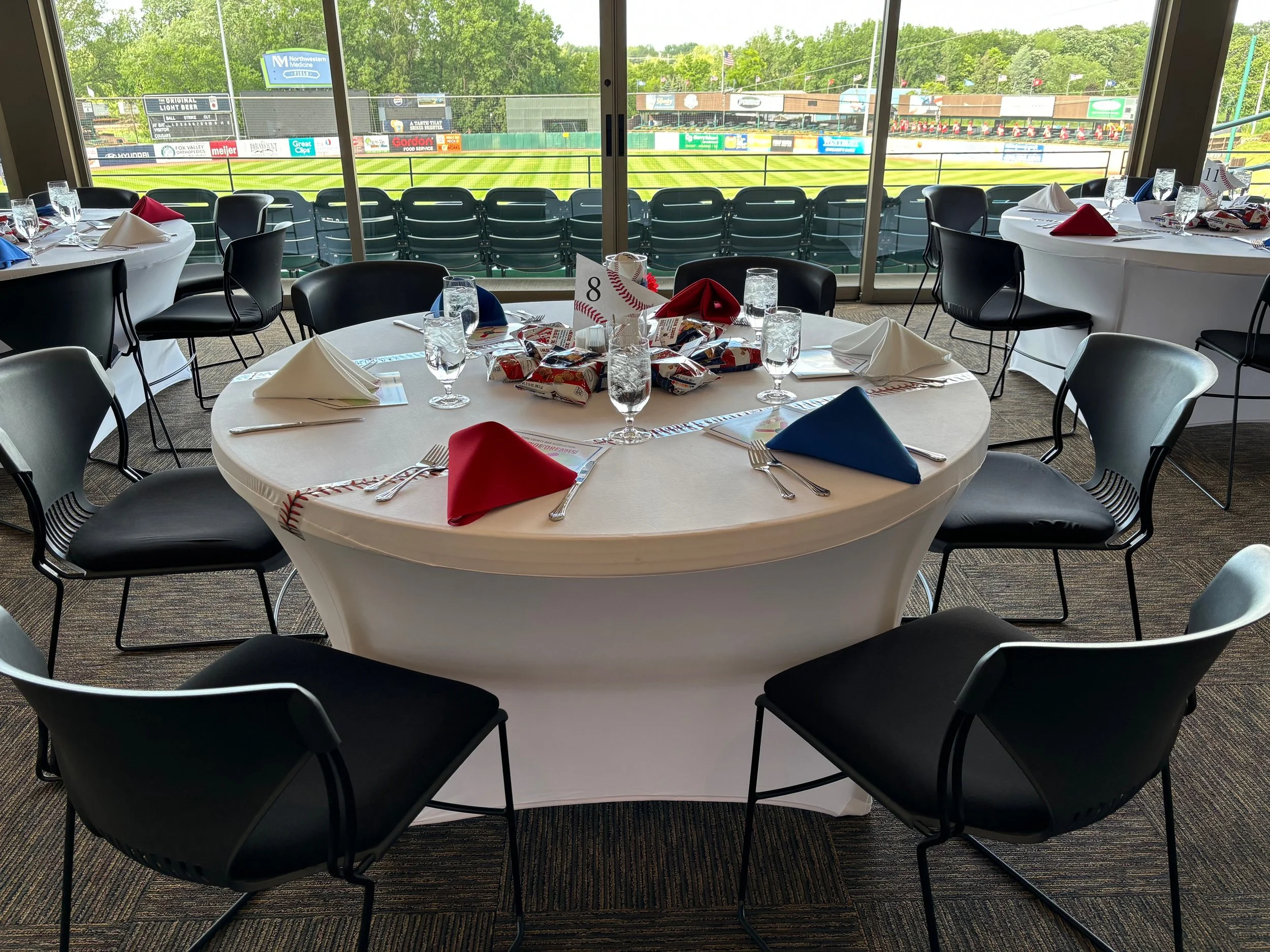 KCBA Dinner Table 8.jpg