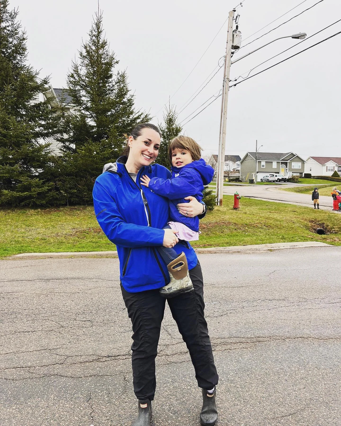 My little mini-me this morning, sporting the #provincialrealty blue

#momanddaughter #2yearsold #realtorlife #realtormama #charlottetown #pei
