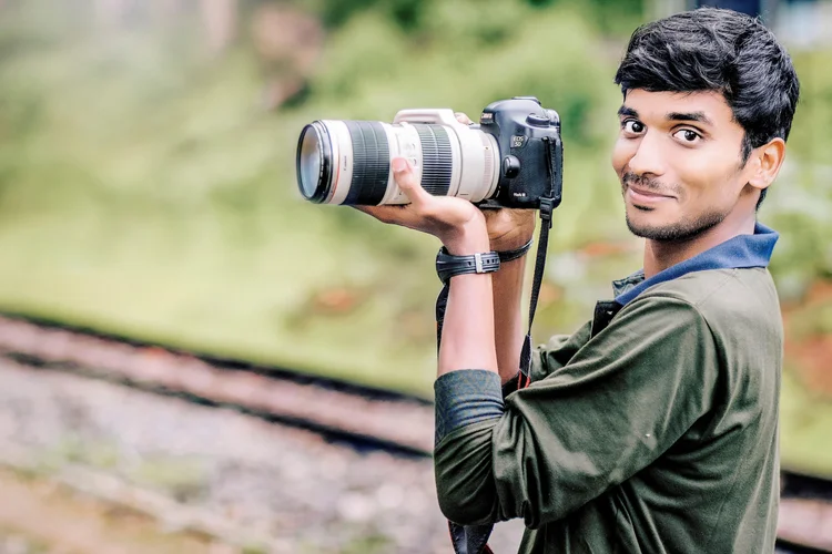 The Missing Photographs
