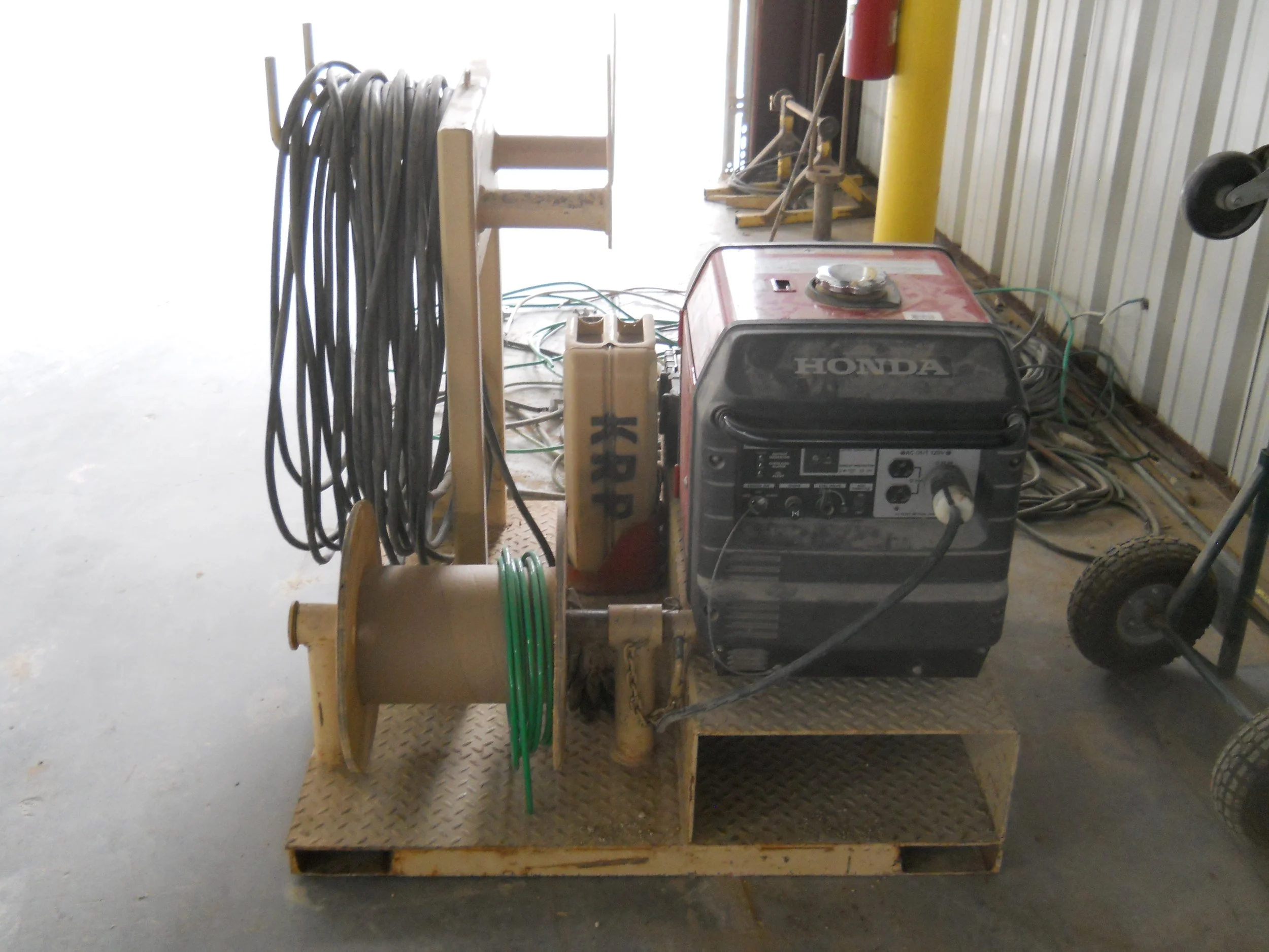 Honda EU3000is Whisperwatt Generator (2).JPG