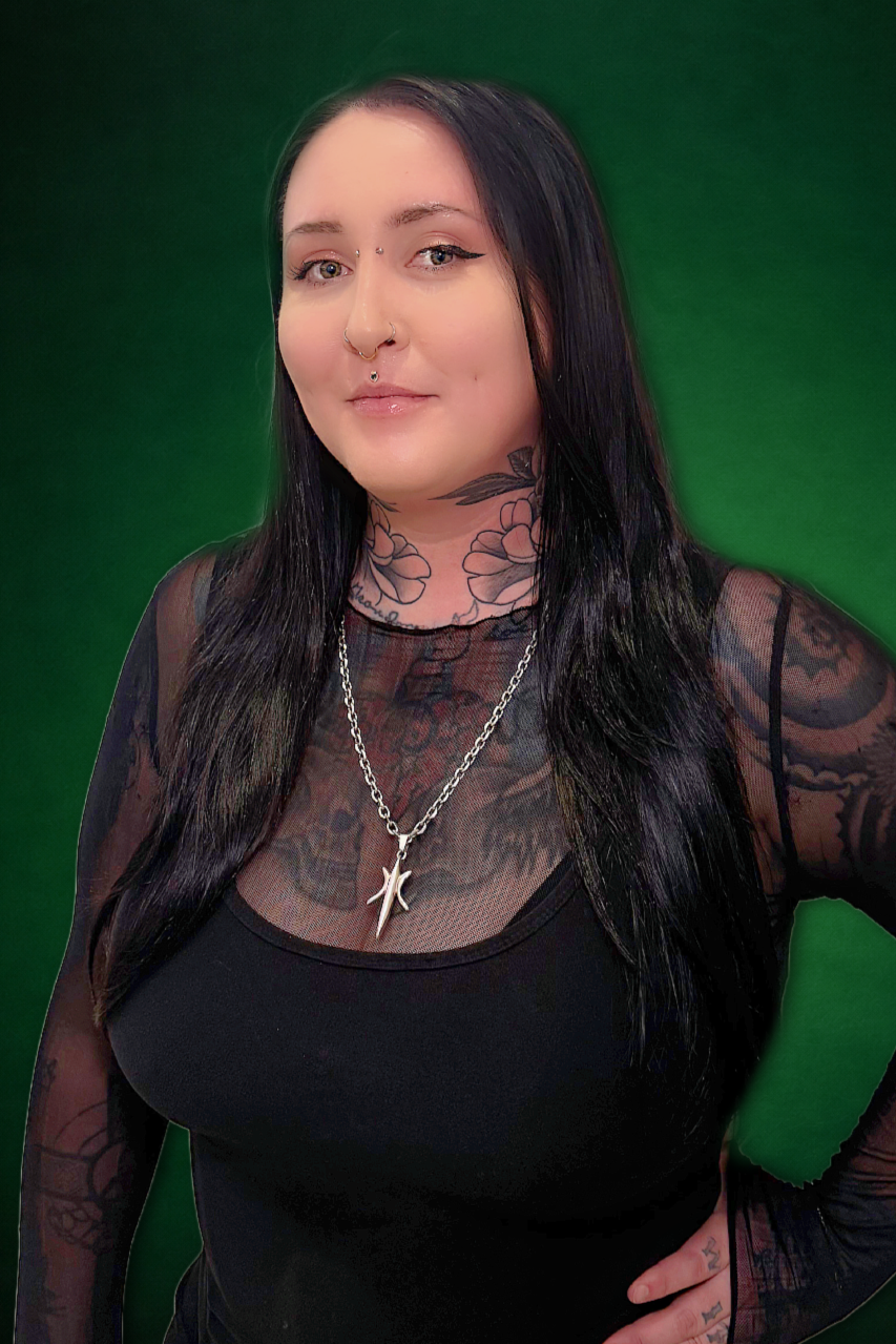 Modern Mods' Junior Piercer Amanda Allen