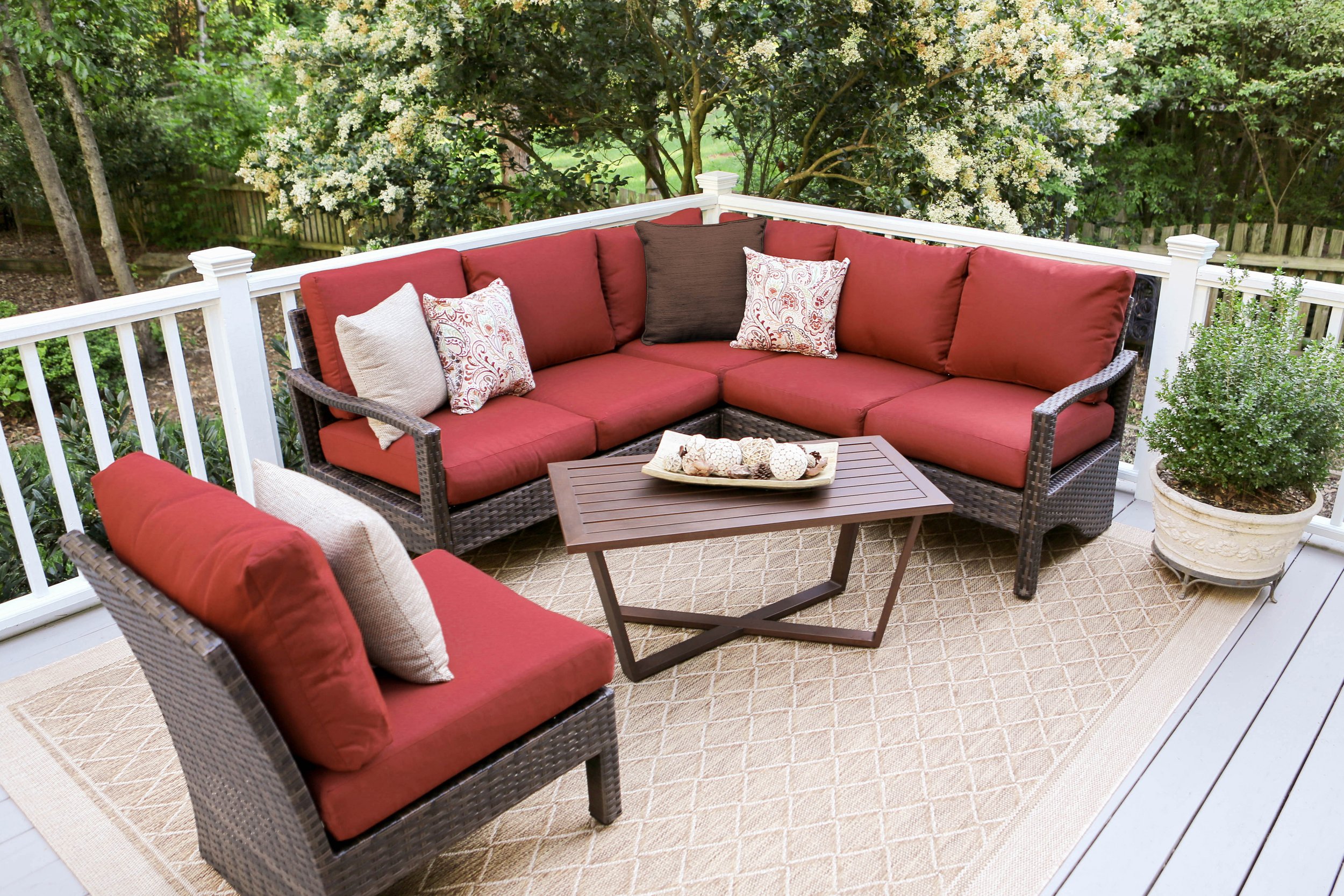 Poly_Augusta Sectional-437409 Red 4.jpg