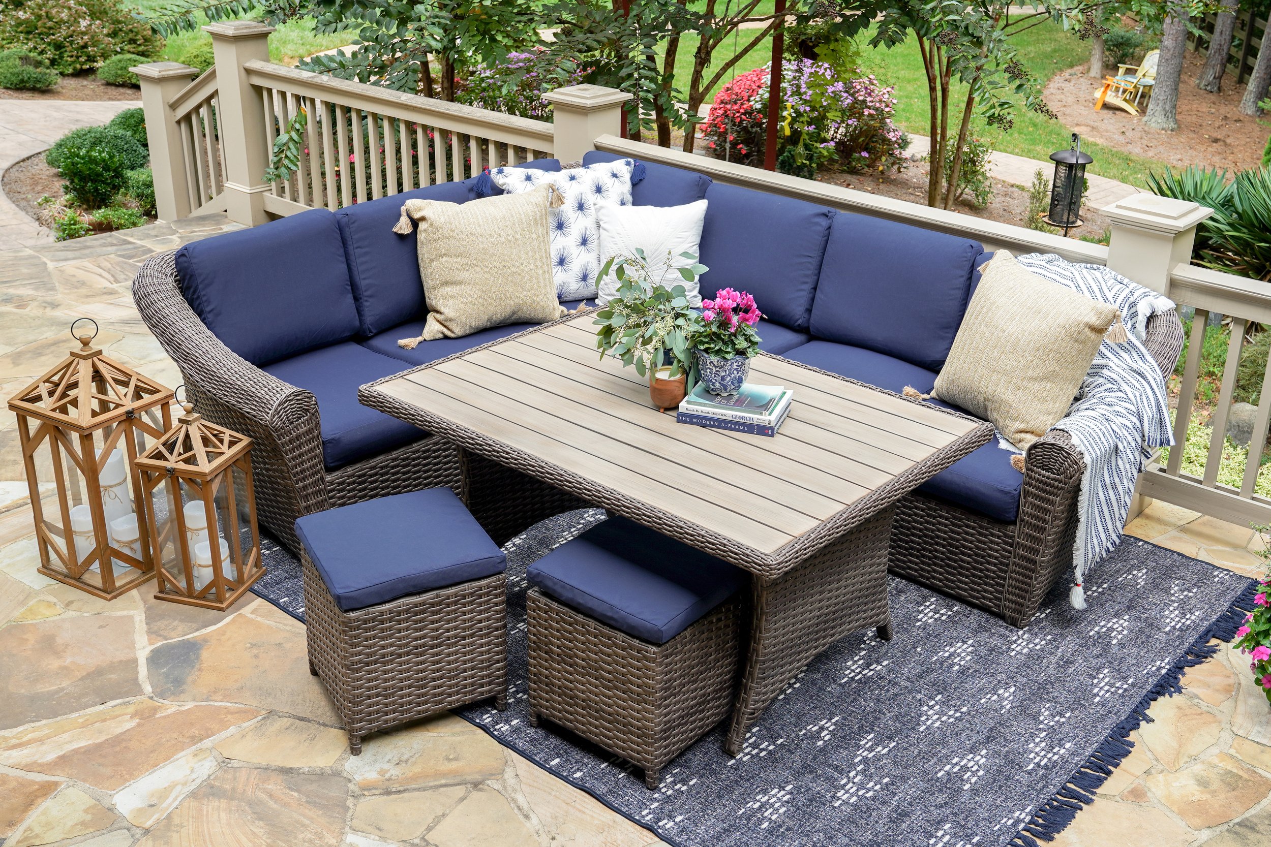 Poly_Walton Sectional-515562 Navy 3.jpg